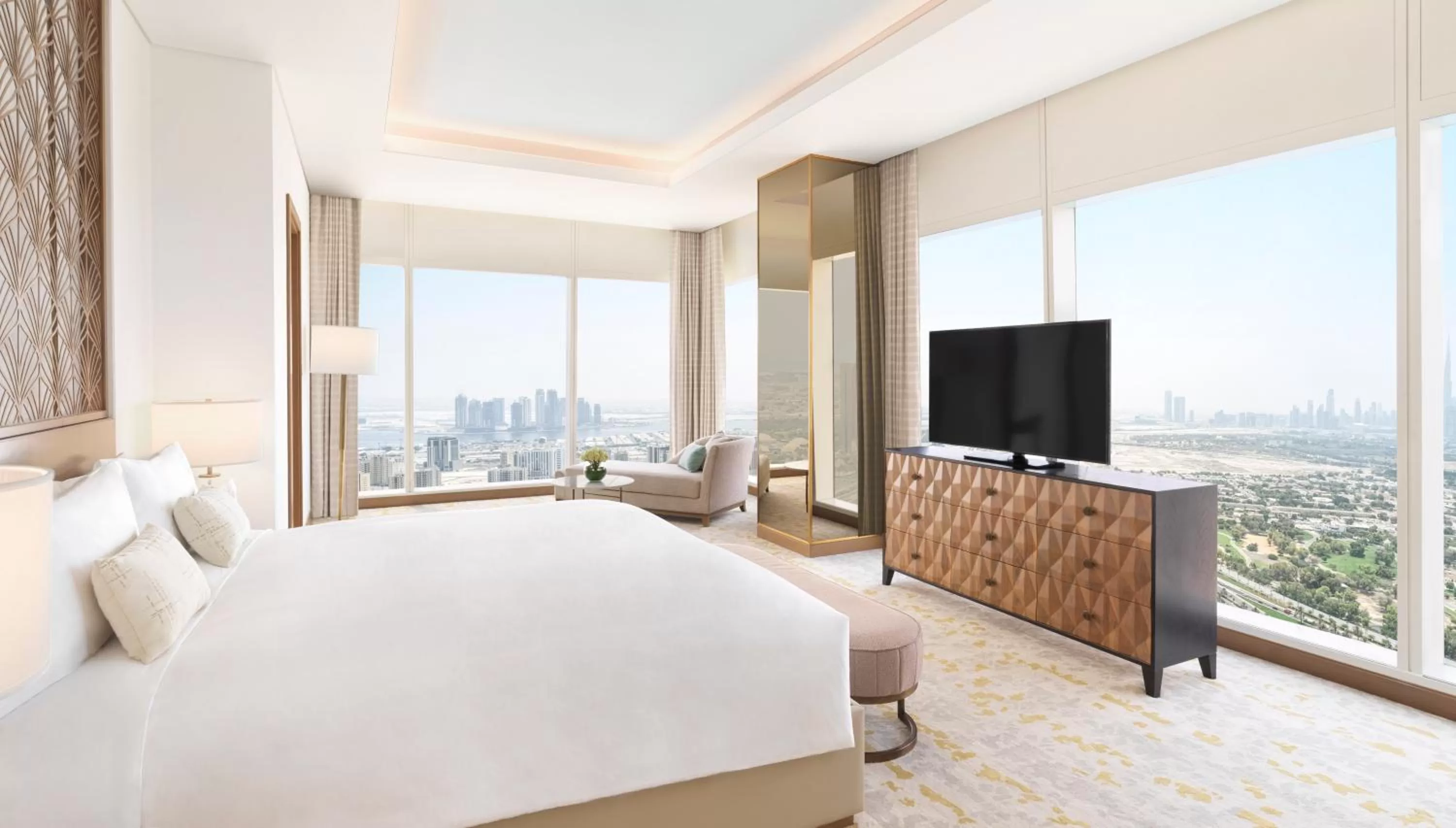 Bed in Sofitel Dubai The Obelisk