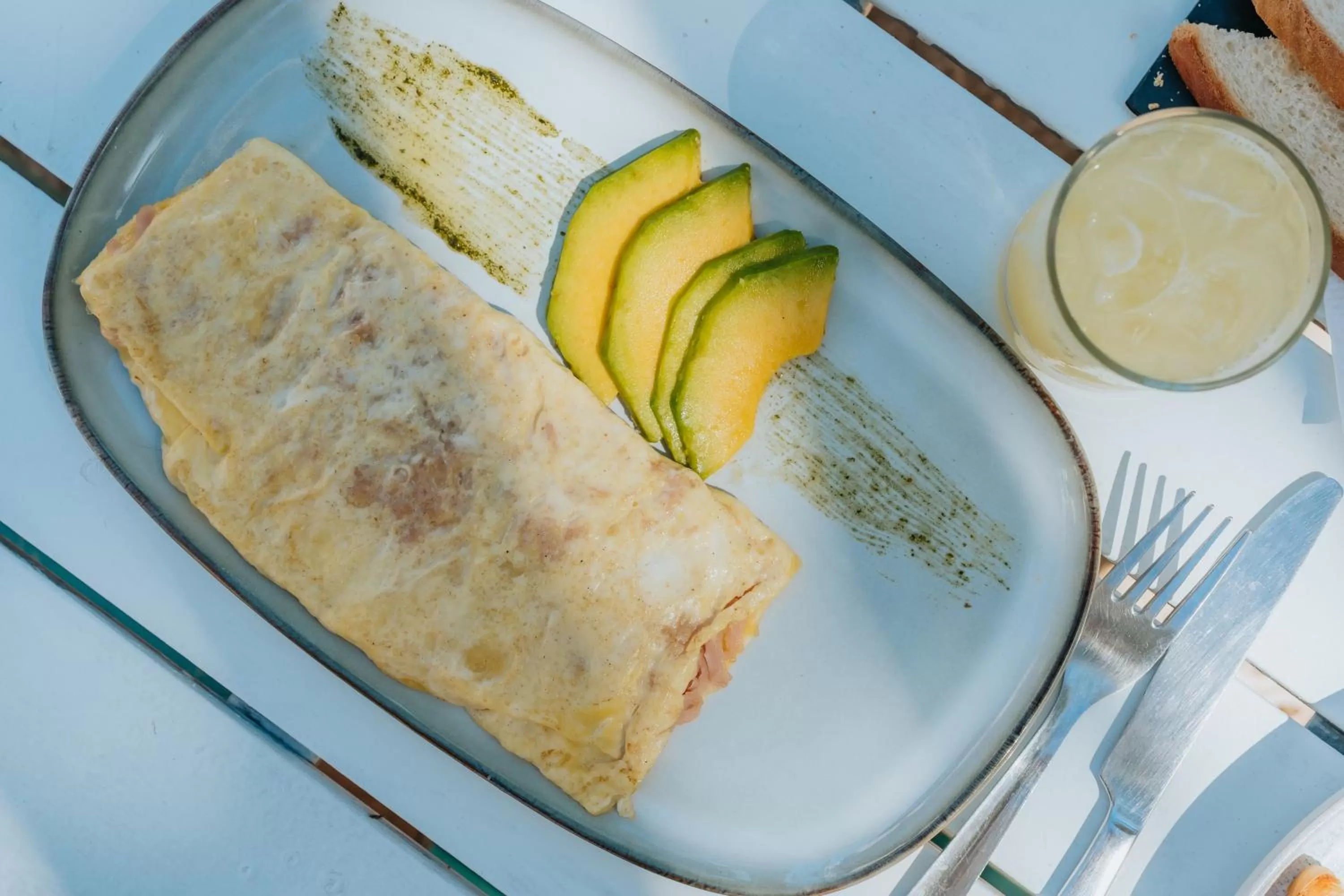 Restaurant/places to eat in Hotel Checkin El Cortecito Beach