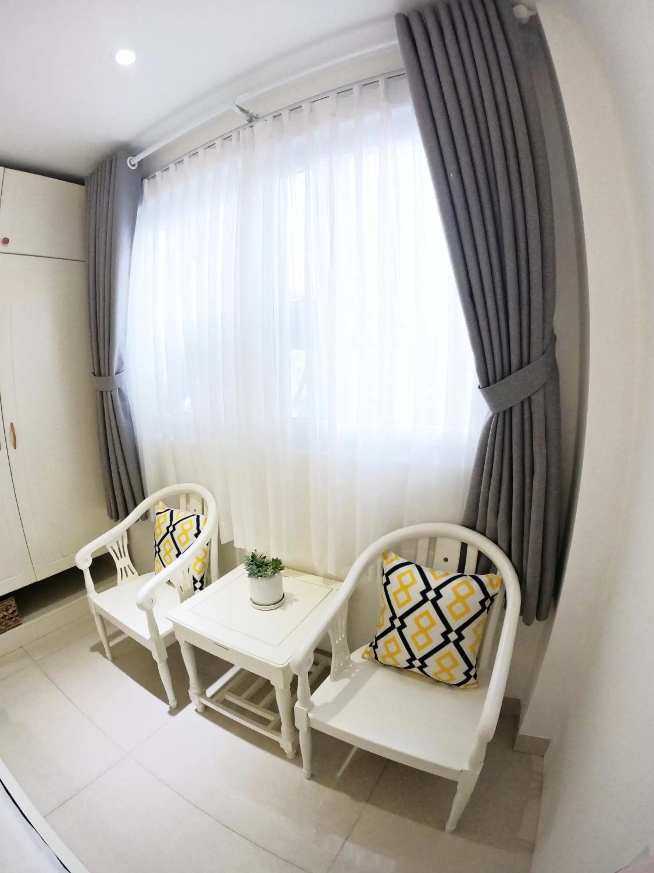 Seating area in Dinh Phat Hotel