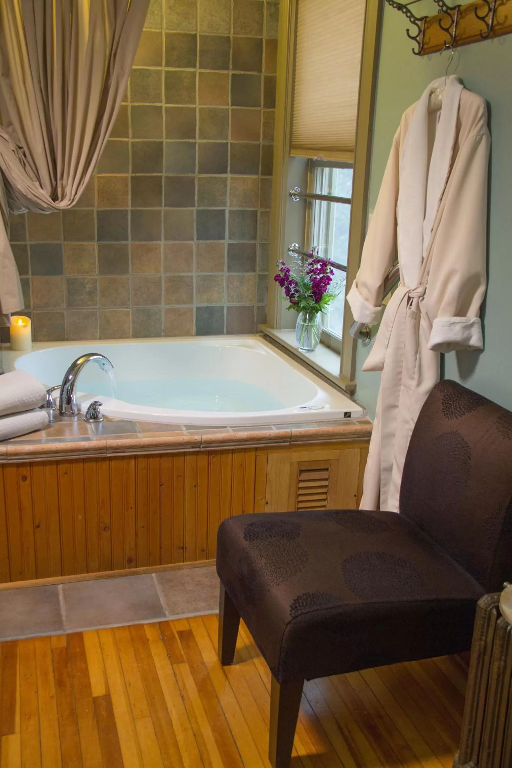 Bedroom, Bathroom in Pinehurst Inn Bed & Breakfast