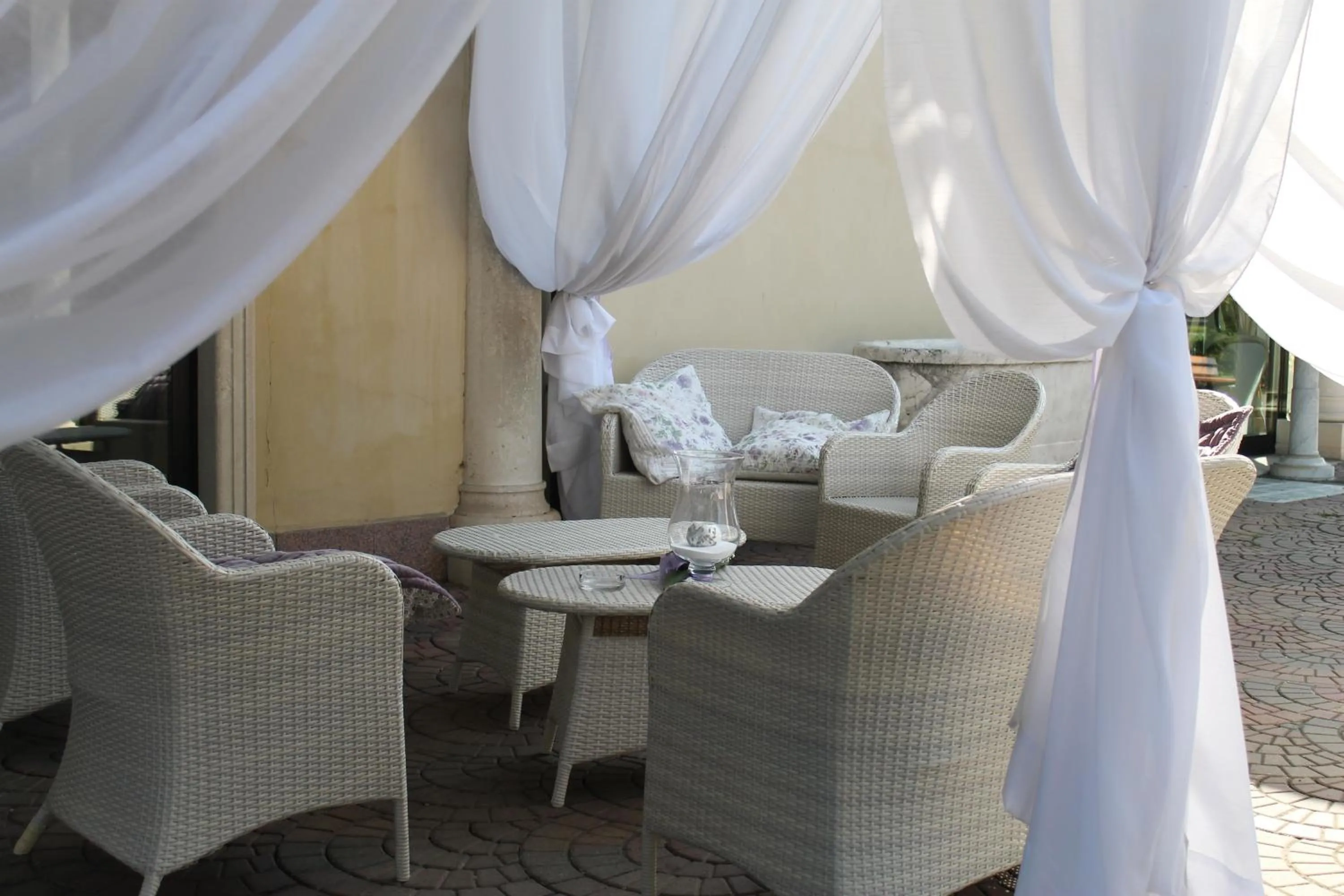 Restaurant/places to eat in Villa Belvedere 1849