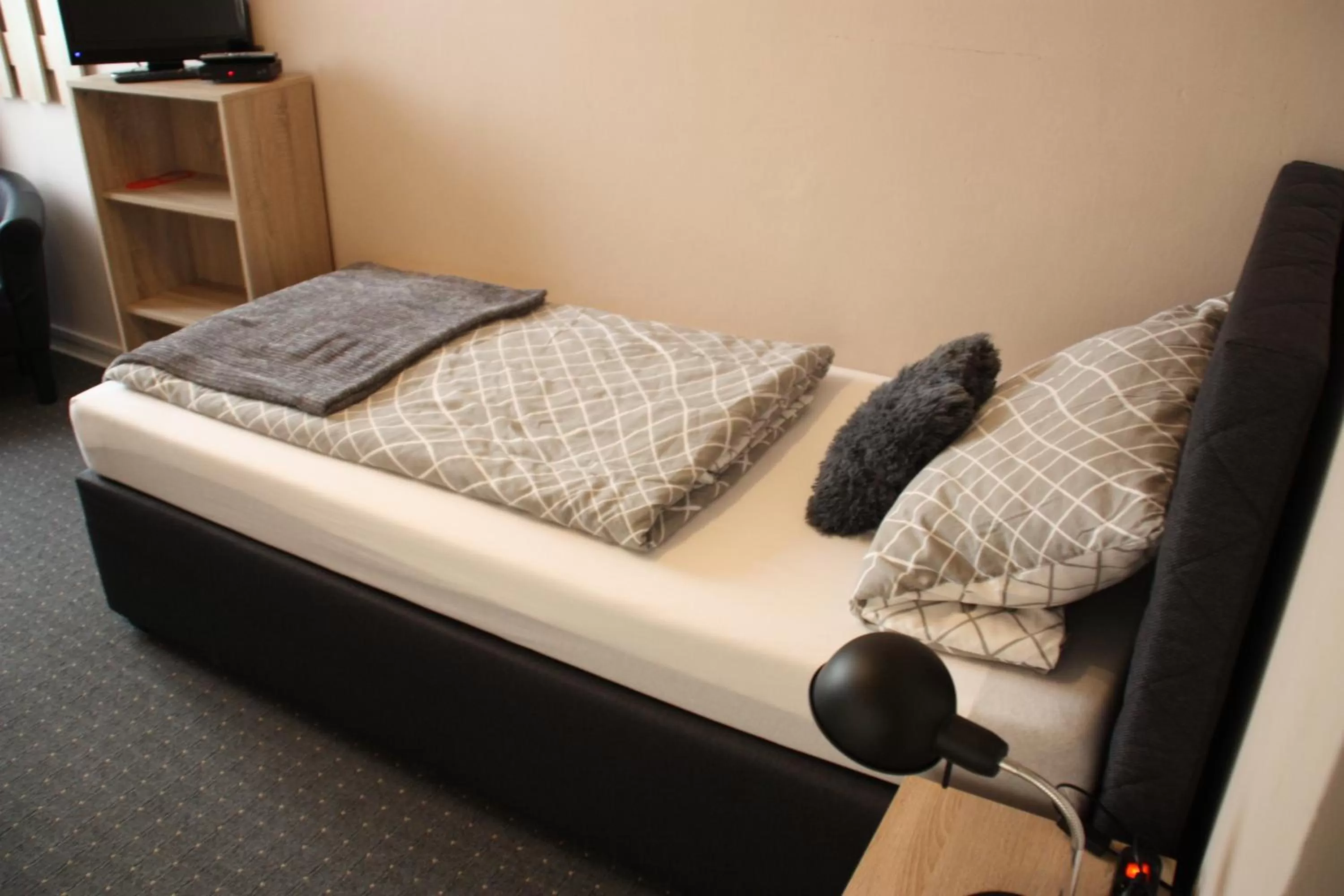 Photo of the whole room, Bed in Landhaus Riedel