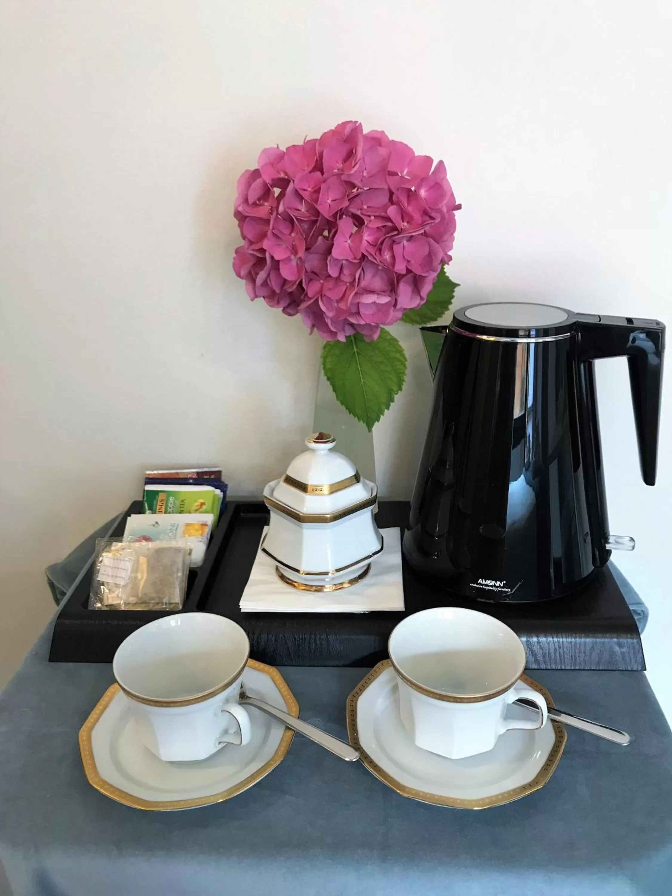 Coffee/tea facilities in Il Giardino Segreto