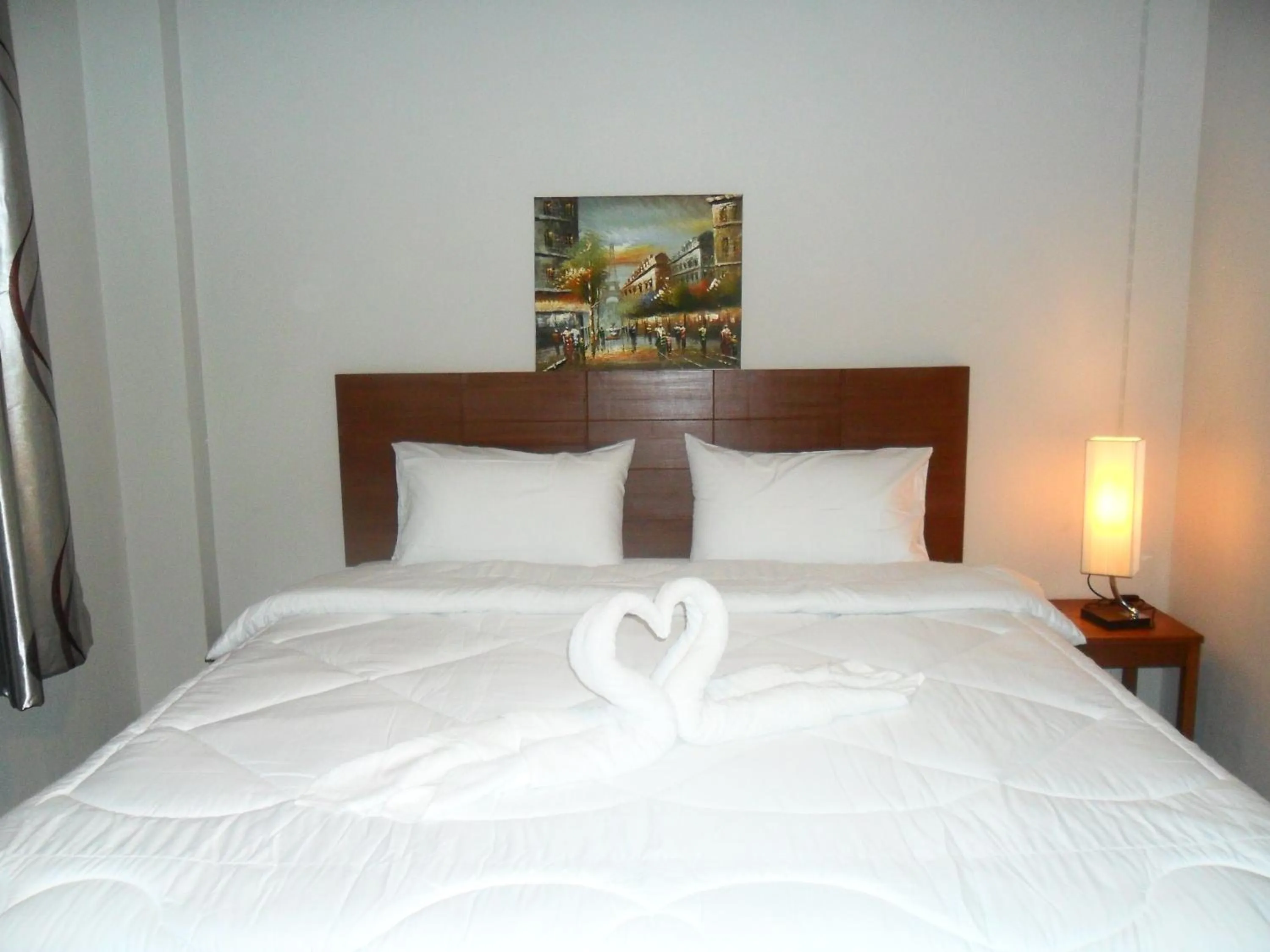 Bed in The City House