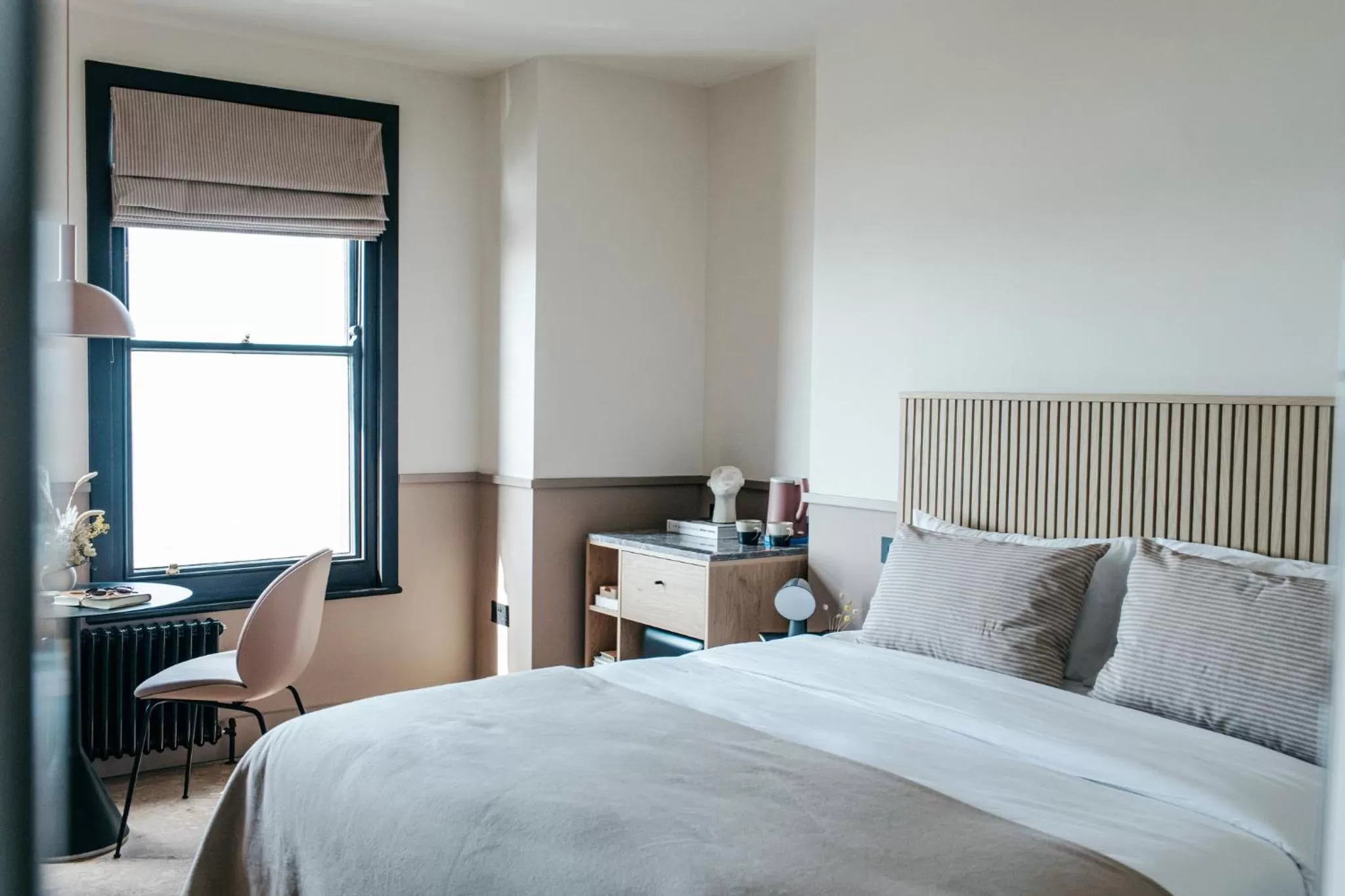 Bedroom, Bed in Port Hotel