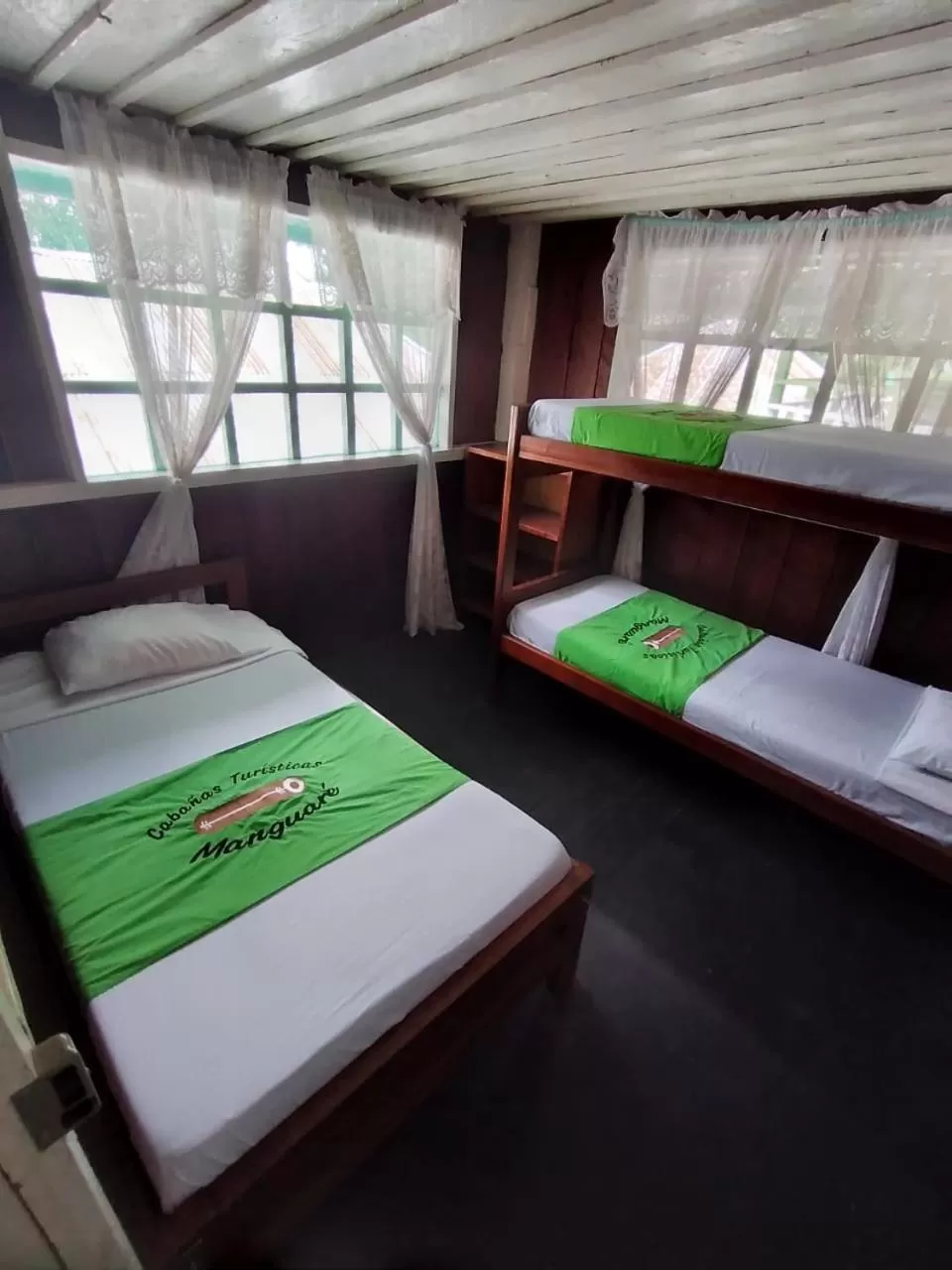 Bed, Bunk Bed in Ecocabañas Manguare