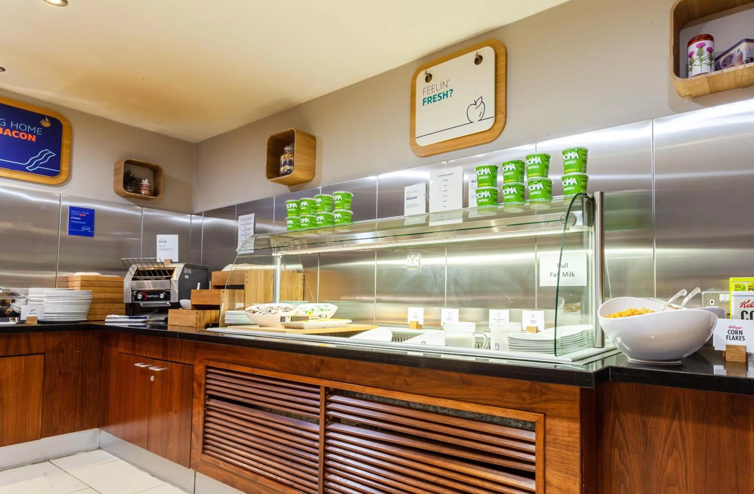Breakfast in Holiday Inn Express Edinburgh – Royal Mile by IHG