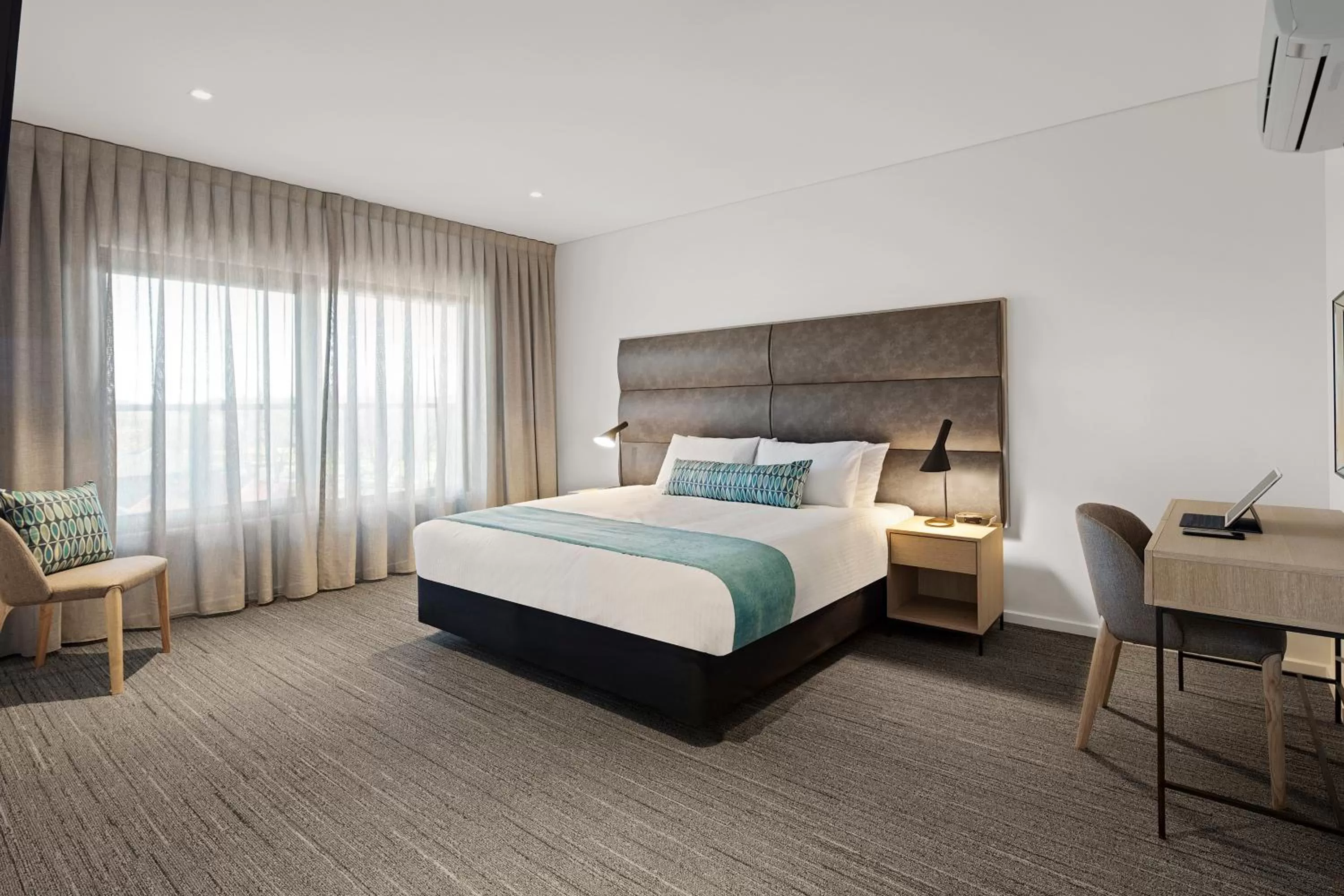 Bedroom, Bed in Quality Hotel Lakeside