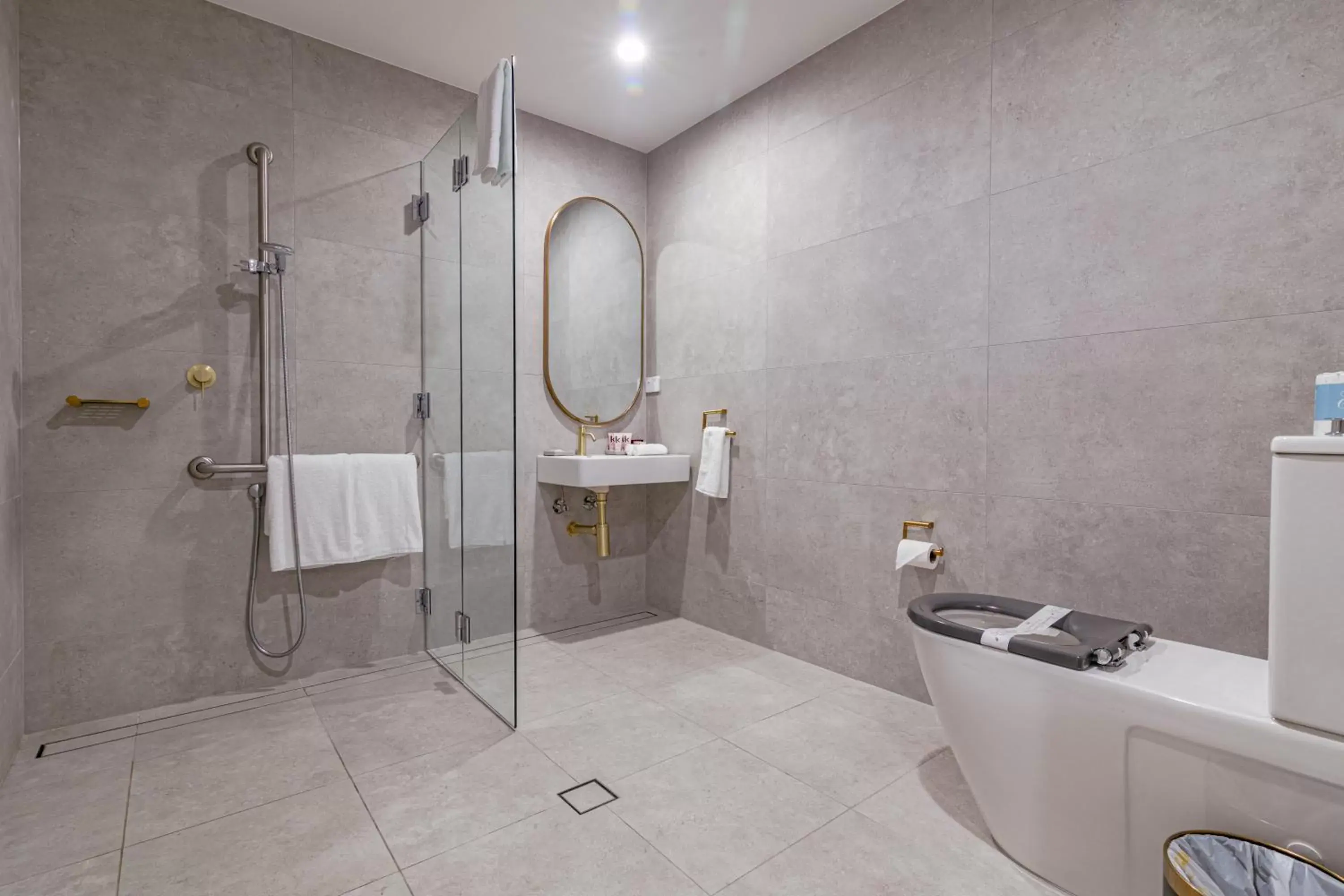 Accessible One-Bedroom Suite in Astina Suites, Penrith Accessible One-Bedroom Suite in Astina Suites, Penrith