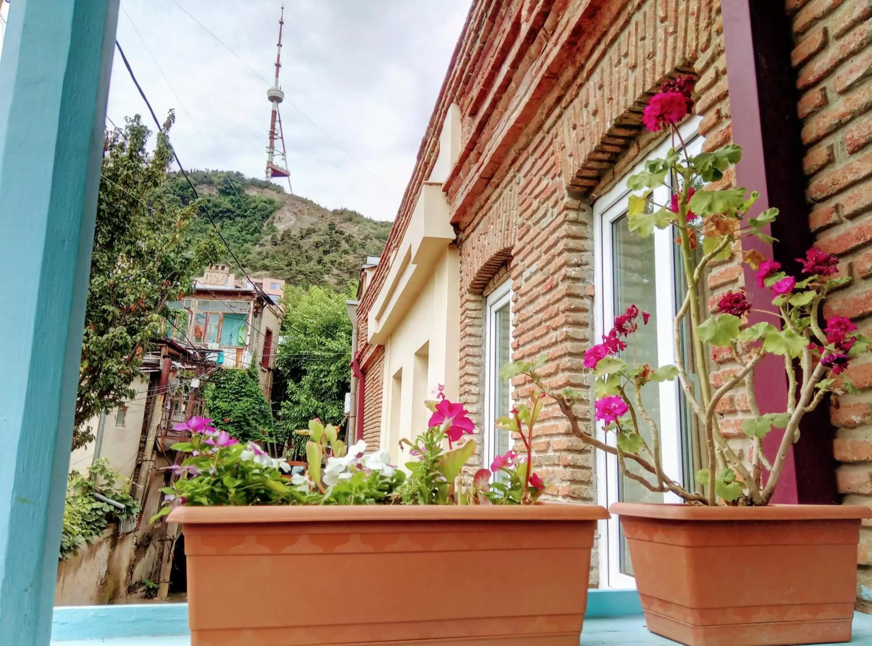 Double Room with Balcony - single occupancy in Old Town Mtatsminda Double Room with Balcony - single occupancy in Old Town Mtatsminda