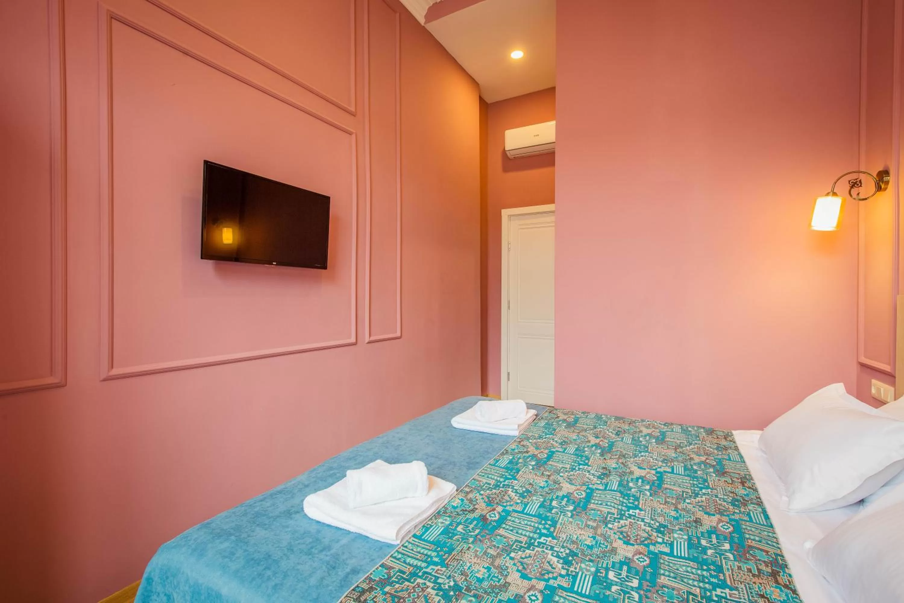 TV and multimedia, Bed in Galaktioni 22