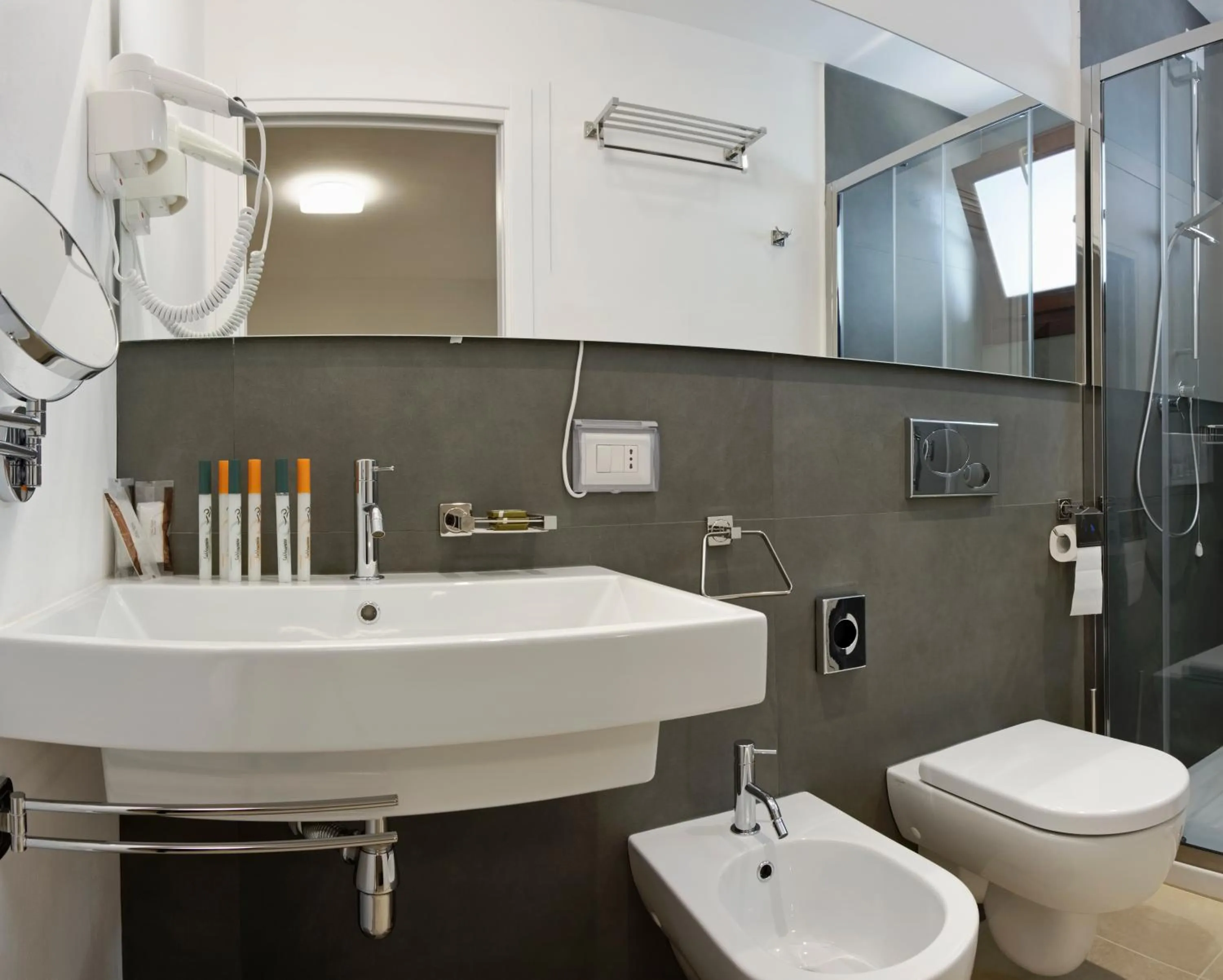 Bathroom in Southeast Hotel