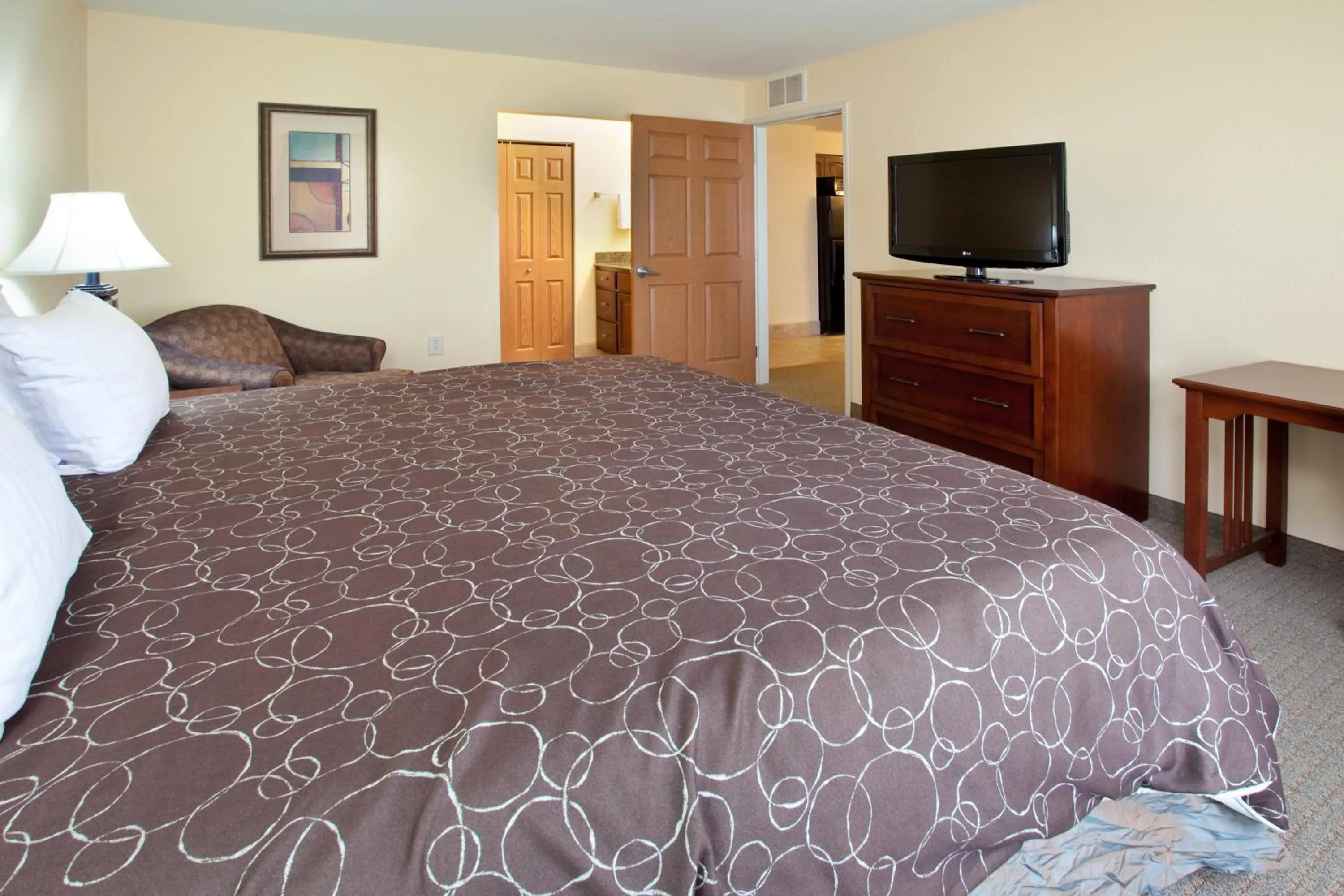 Two-Bedroom Suite - Non-Smoking in Staybridge Suites Elkhart North, an IHG Hotel