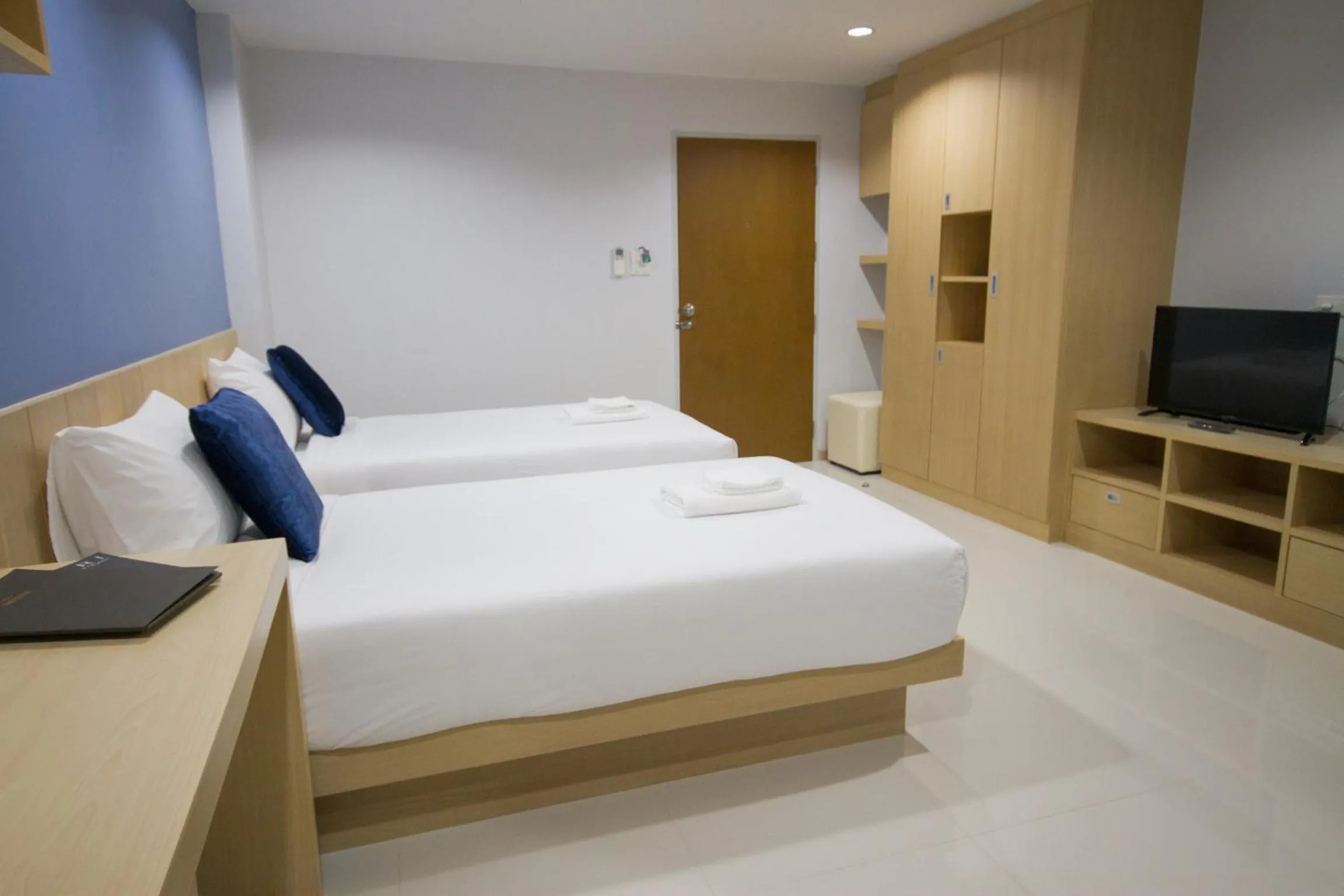 Bed in Charisma Residence