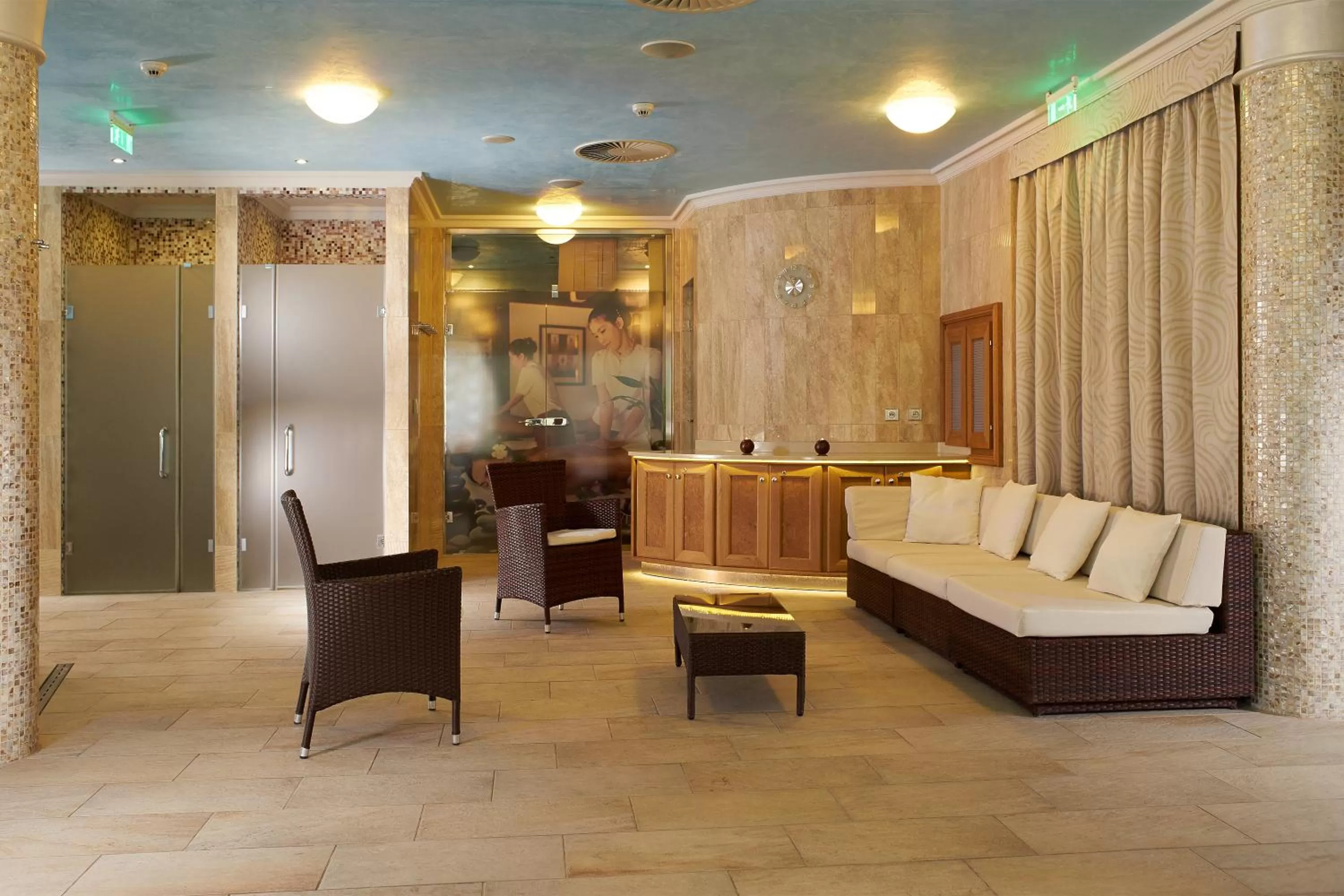 Lobby or reception in Retro Riverside Wellness Resort