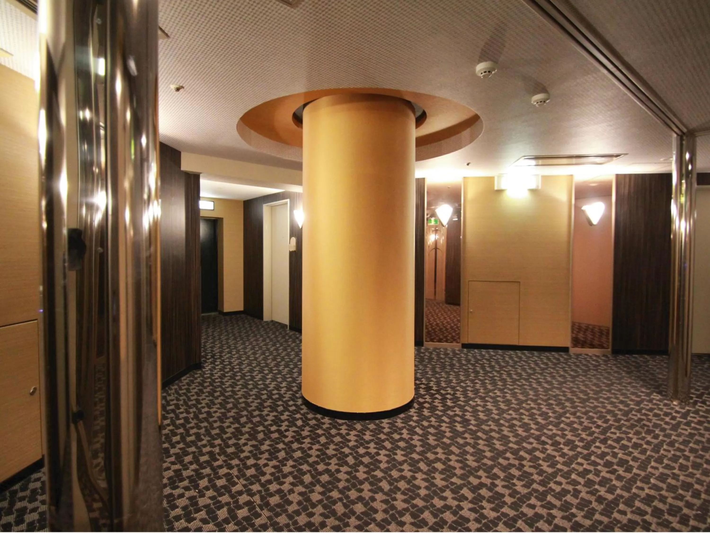 Lobby or reception in APA Hotel Fukuoka Watanabedori Ekimae EXCELLENT