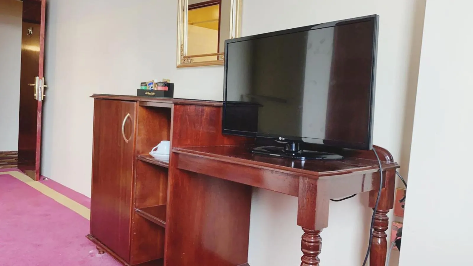 TV and multimedia in VR Hamilton