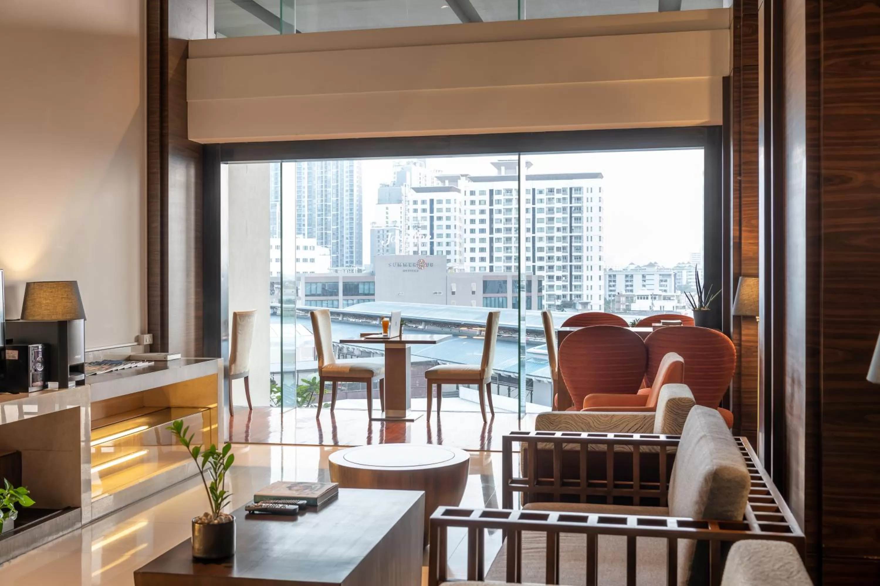 Lounge or bar in Jasmine Resort Bangkok