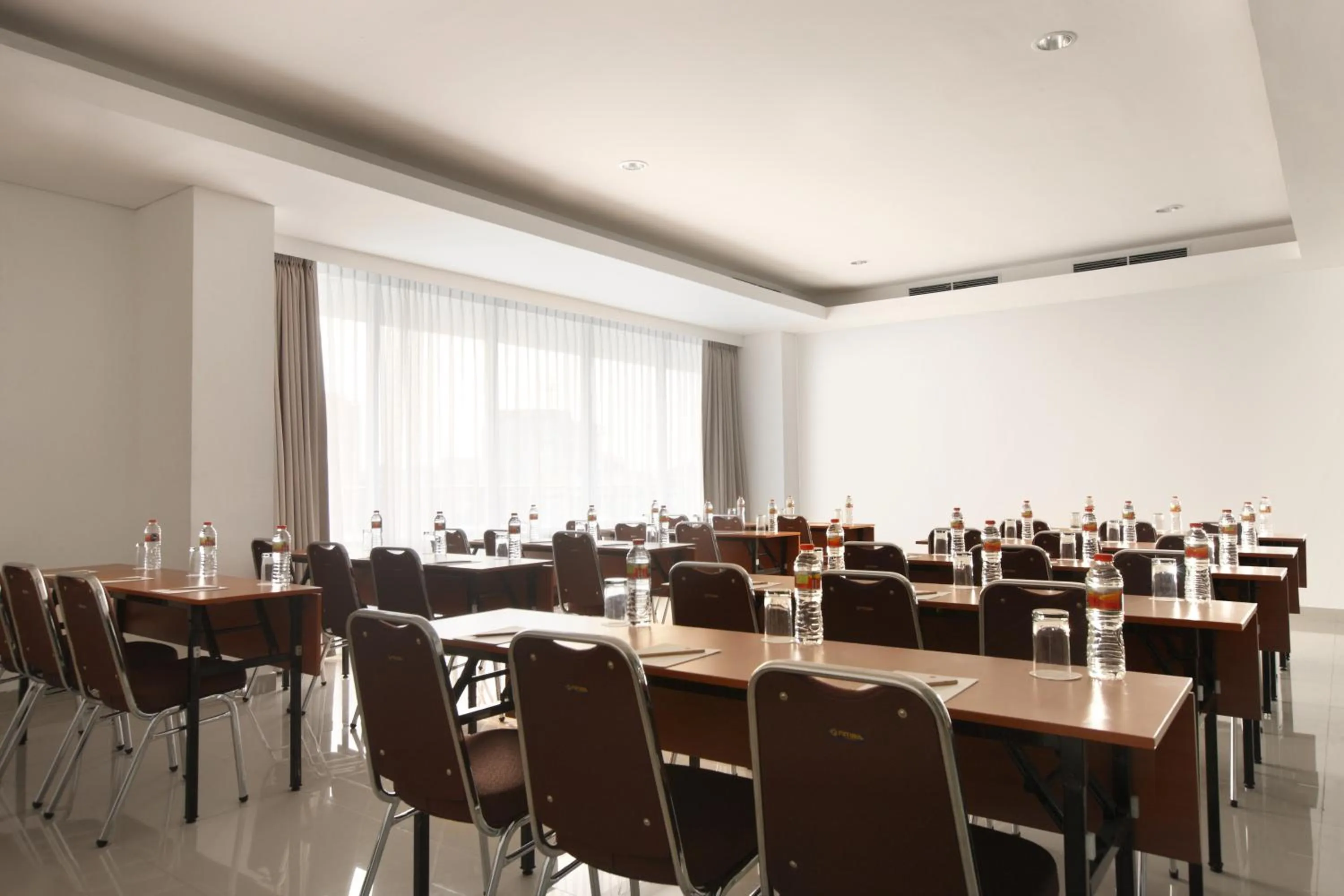 Amaris Hotel Serpong Tangerang