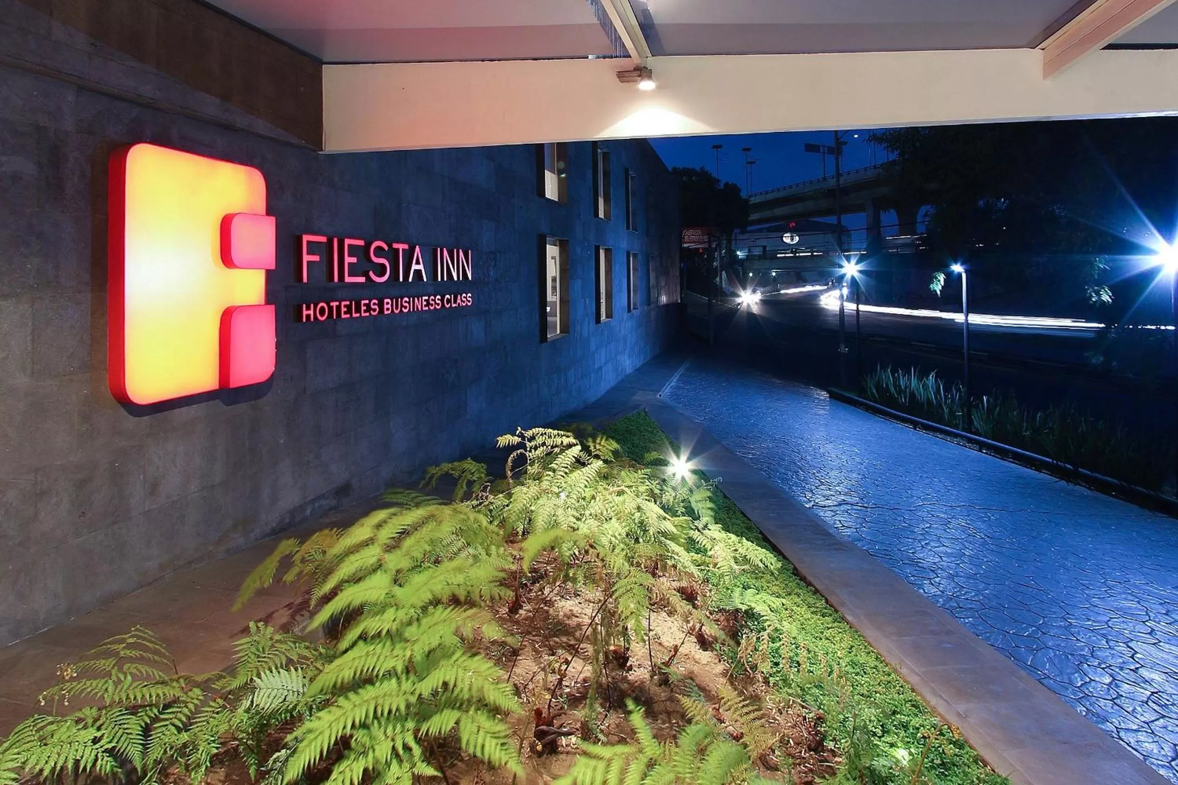 Property building in Fiesta Inn Express Naucalpan