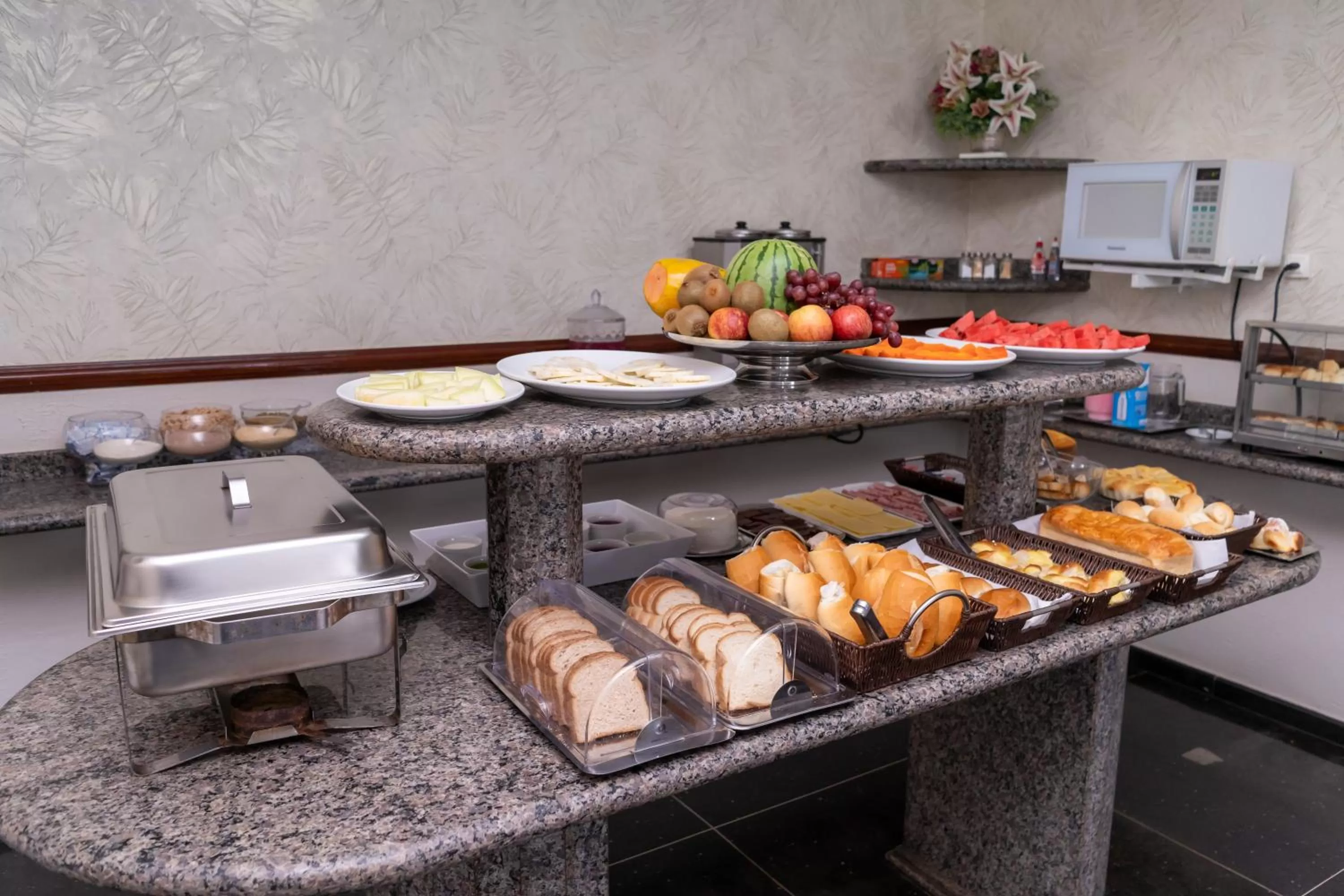 Food and drinks, Food in Bandeirantes Hotel