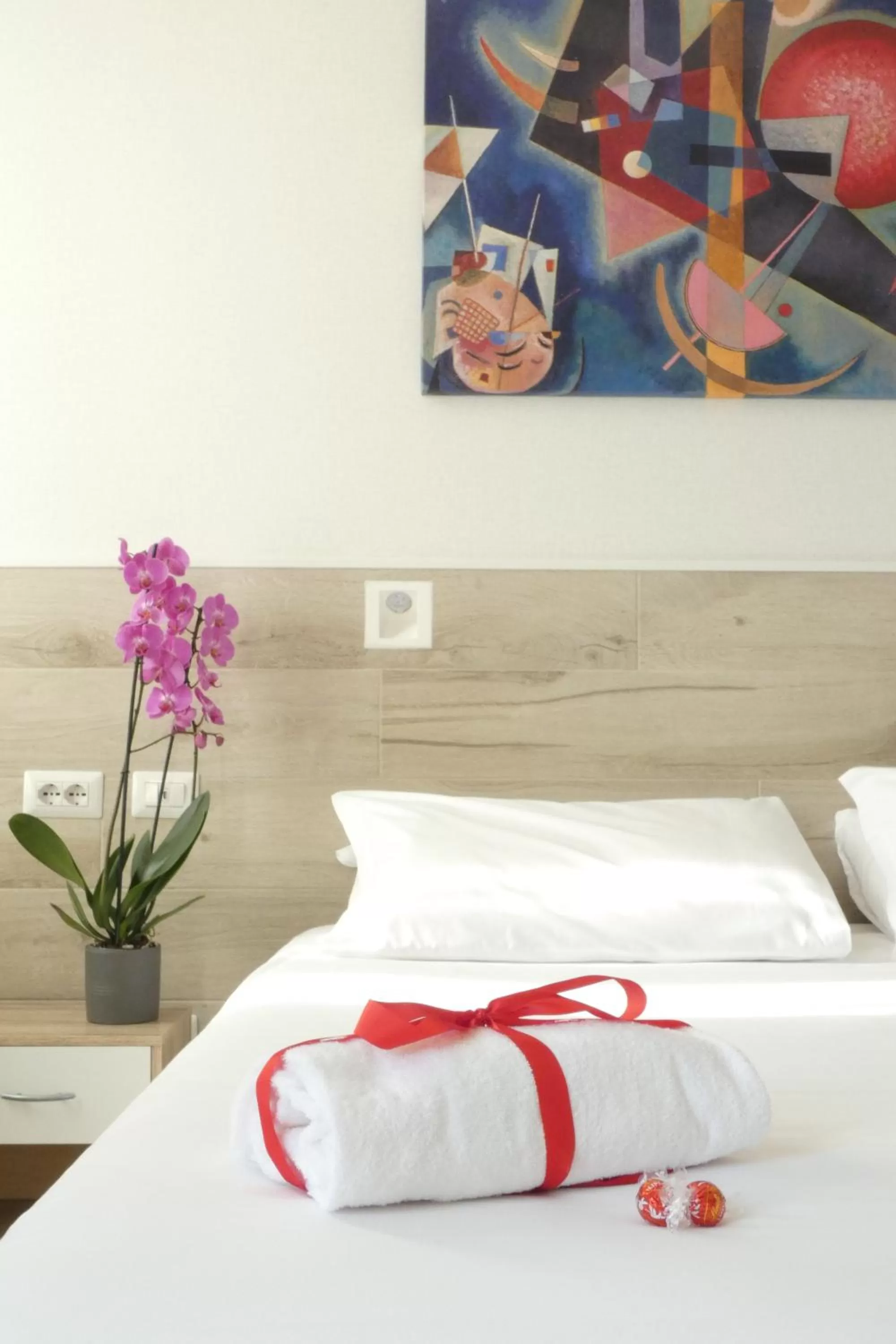 Bedroom, Bed in Eurohotel