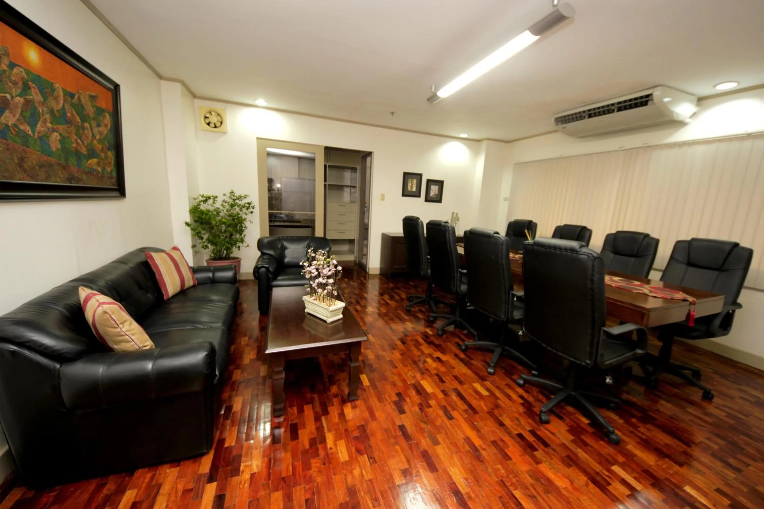 Seating area in Casa Pura Inn and Suites