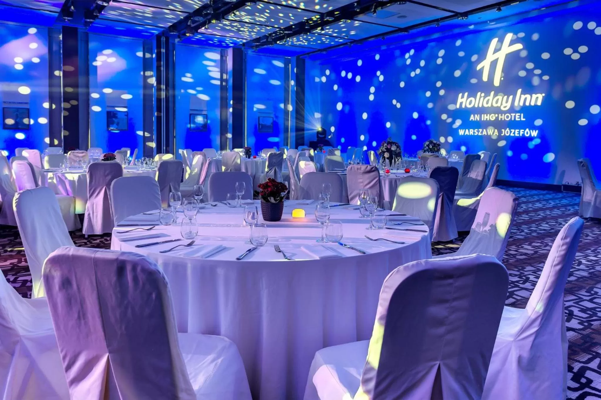 Meeting/conference room in Holiday Inn Resort Warsaw Józefów by IHG