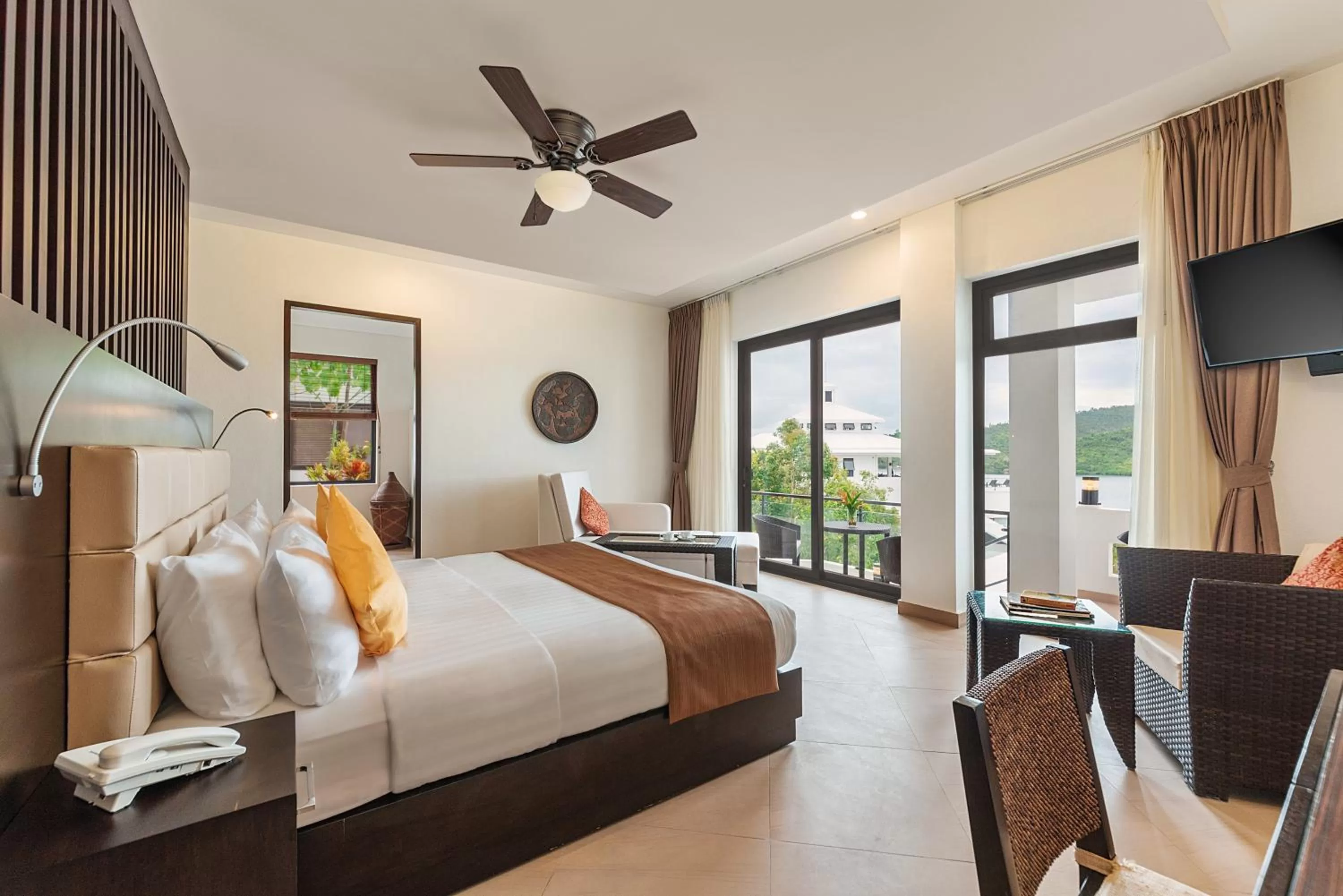 Bedroom, Bed in Busuanga Bay Lodge