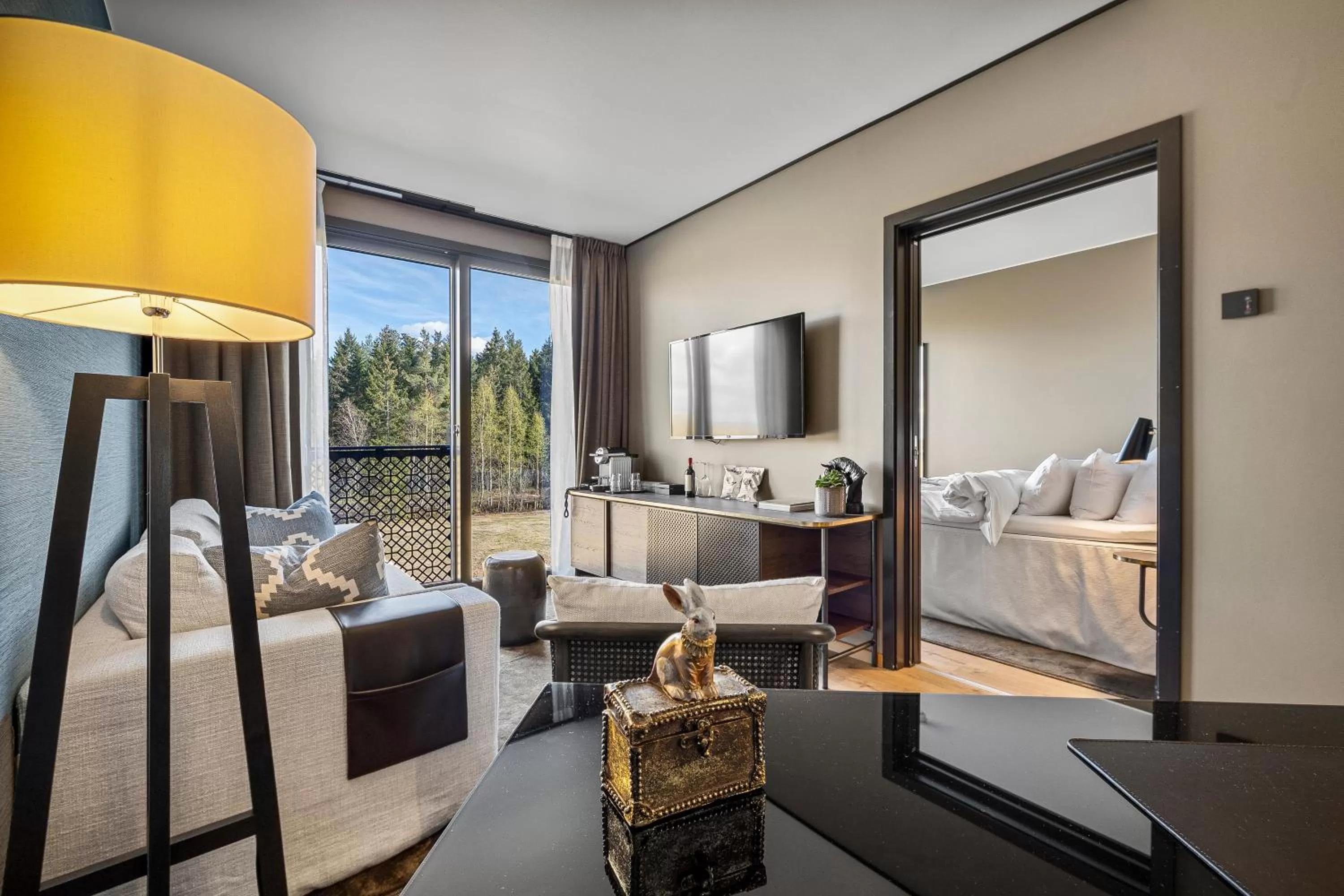 Bed in Lily Country Club