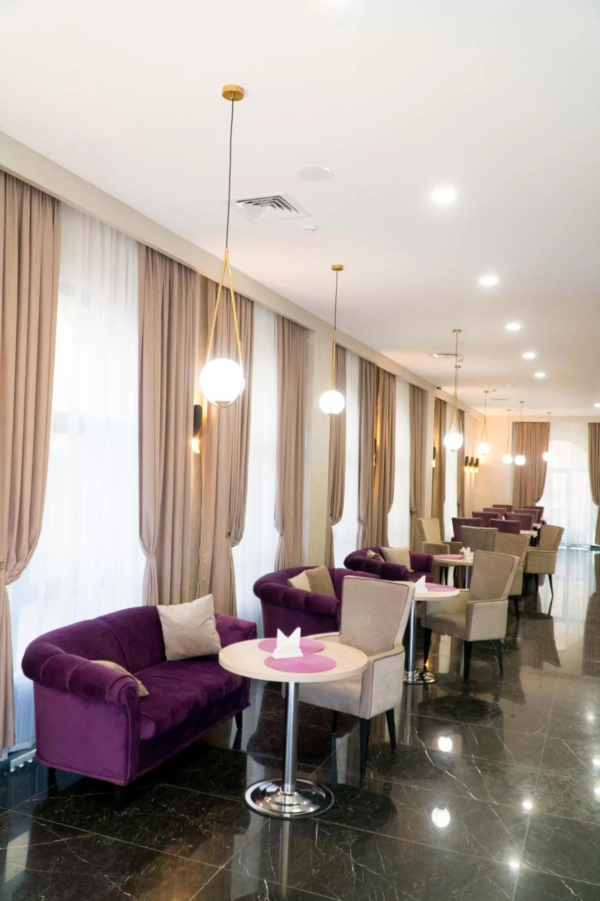 Lounge or bar, Seating Area in East Palace Hotel