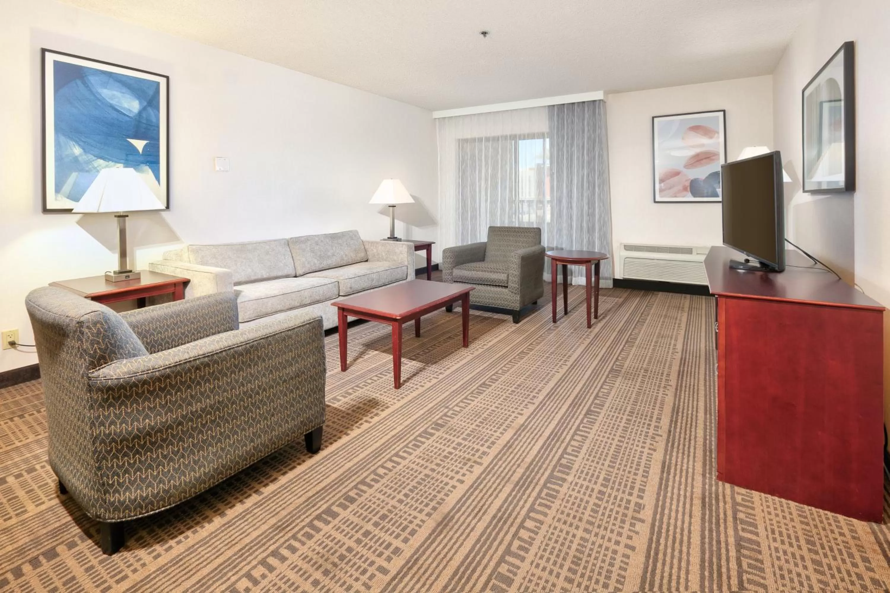 Photo of the whole room in Holiday Inn & Suites Santa Maria by IHG