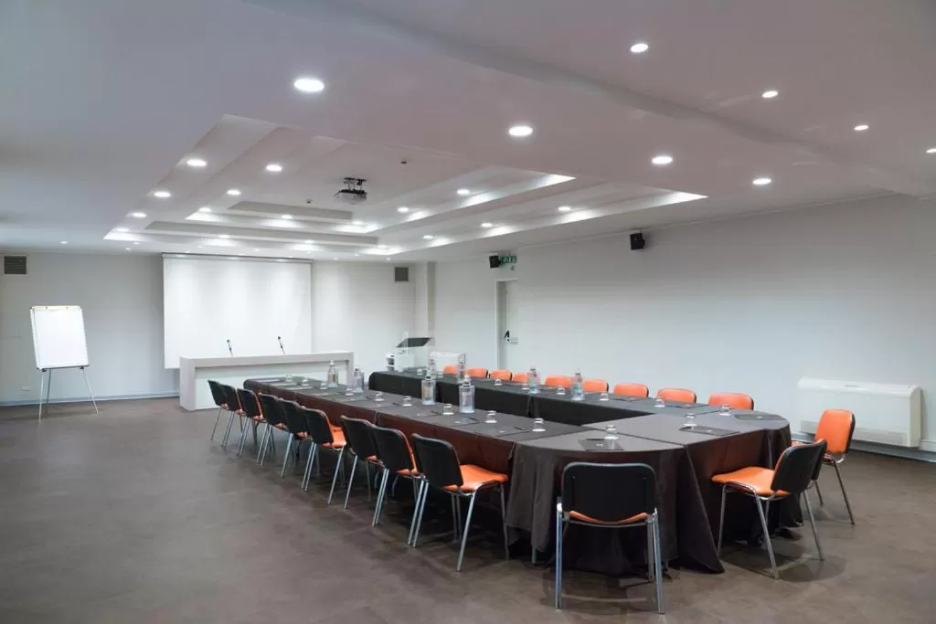 Area and facilities in Helios Hotel