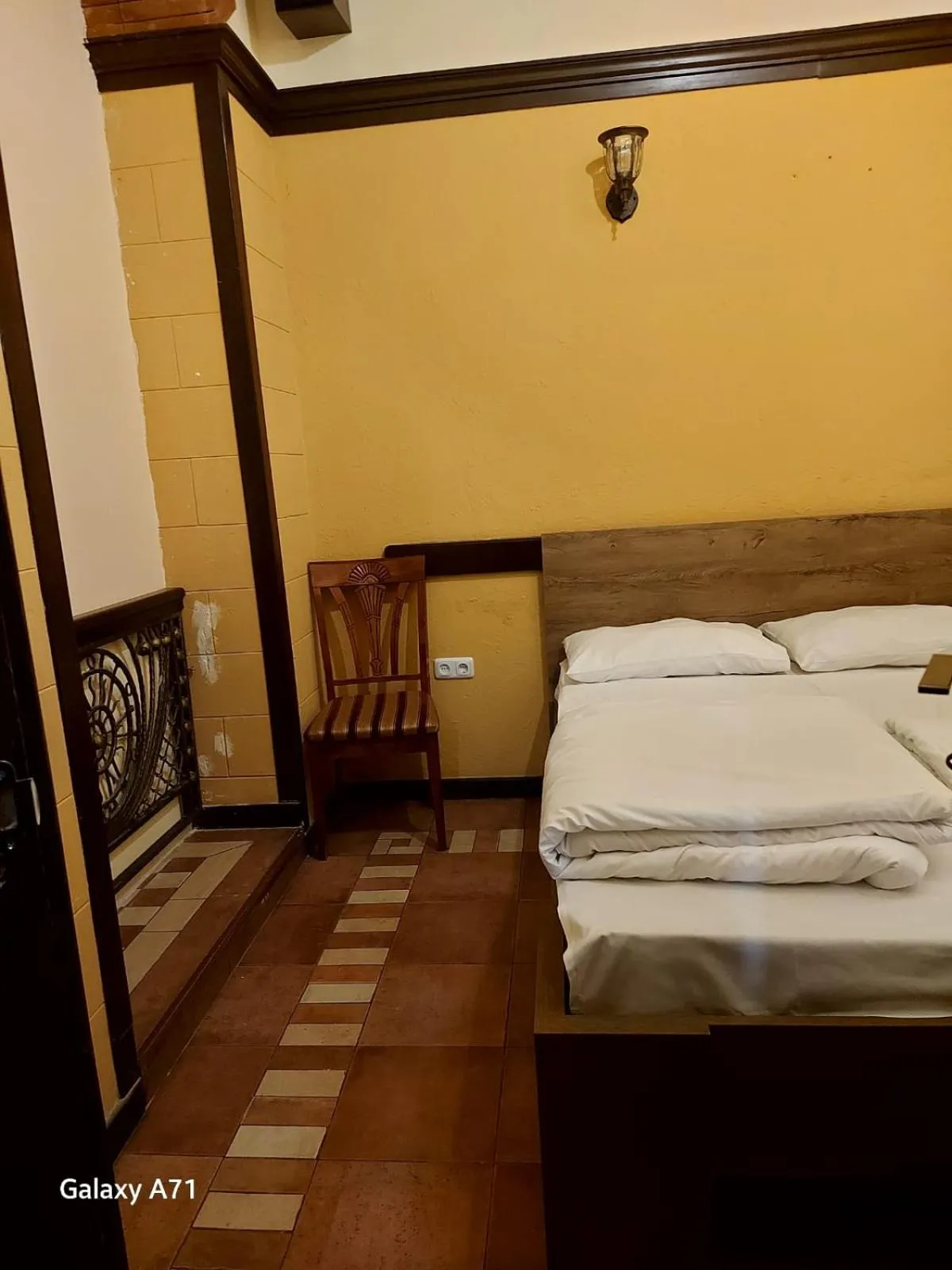 Bed in Hotel Jan & in the very center