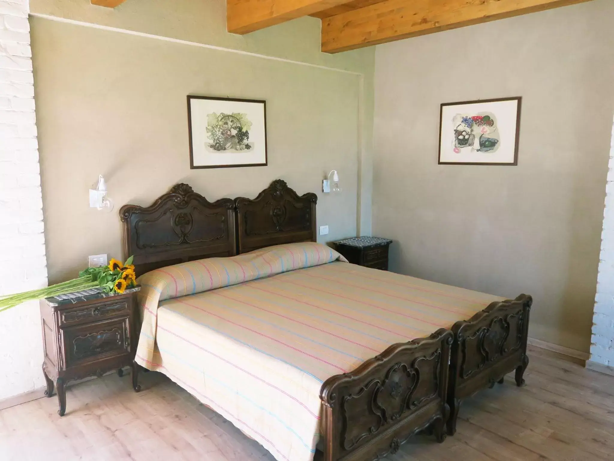 Large Double Room in Ca Tupin Large Double Room in Ca Tupin