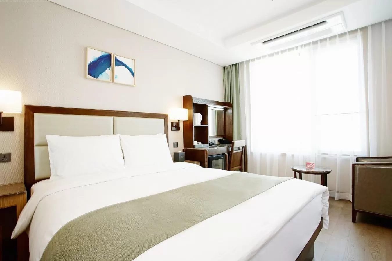 Bed in Stanford Hotel Busan