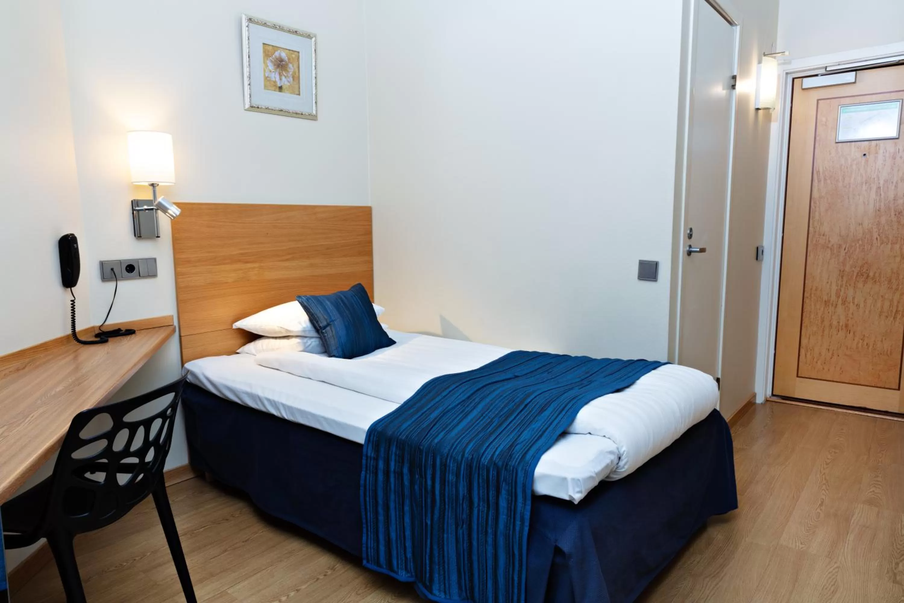 Photo of the whole room, Bed in Center Hotel - Sure Hotel by Best Western