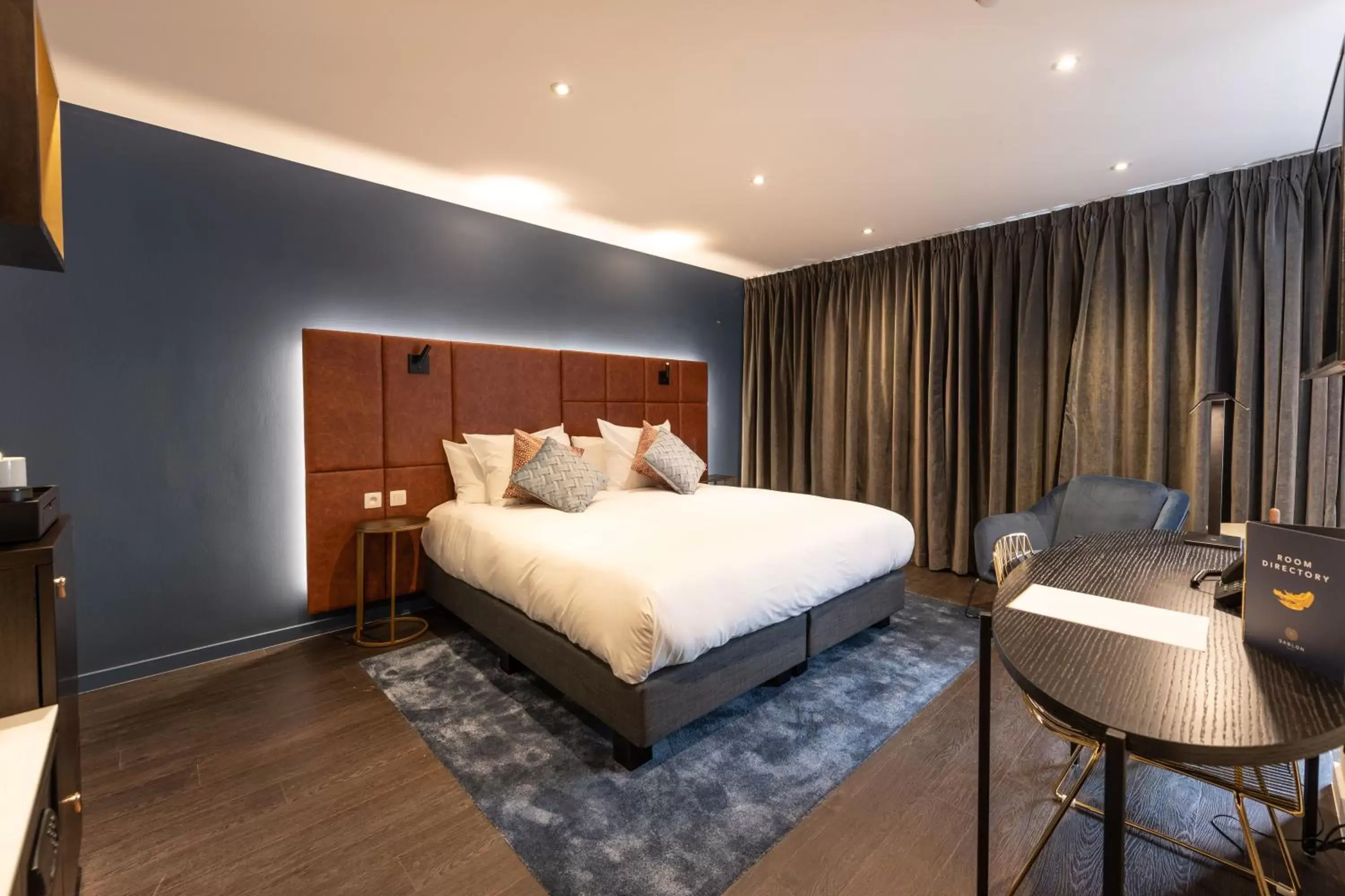 Sablon Deluxe Room in Boutique Hotel Sablon by CW Hotel Collection Sablon Deluxe Room in Boutique Hotel Sablon by CW Hotel Collection
