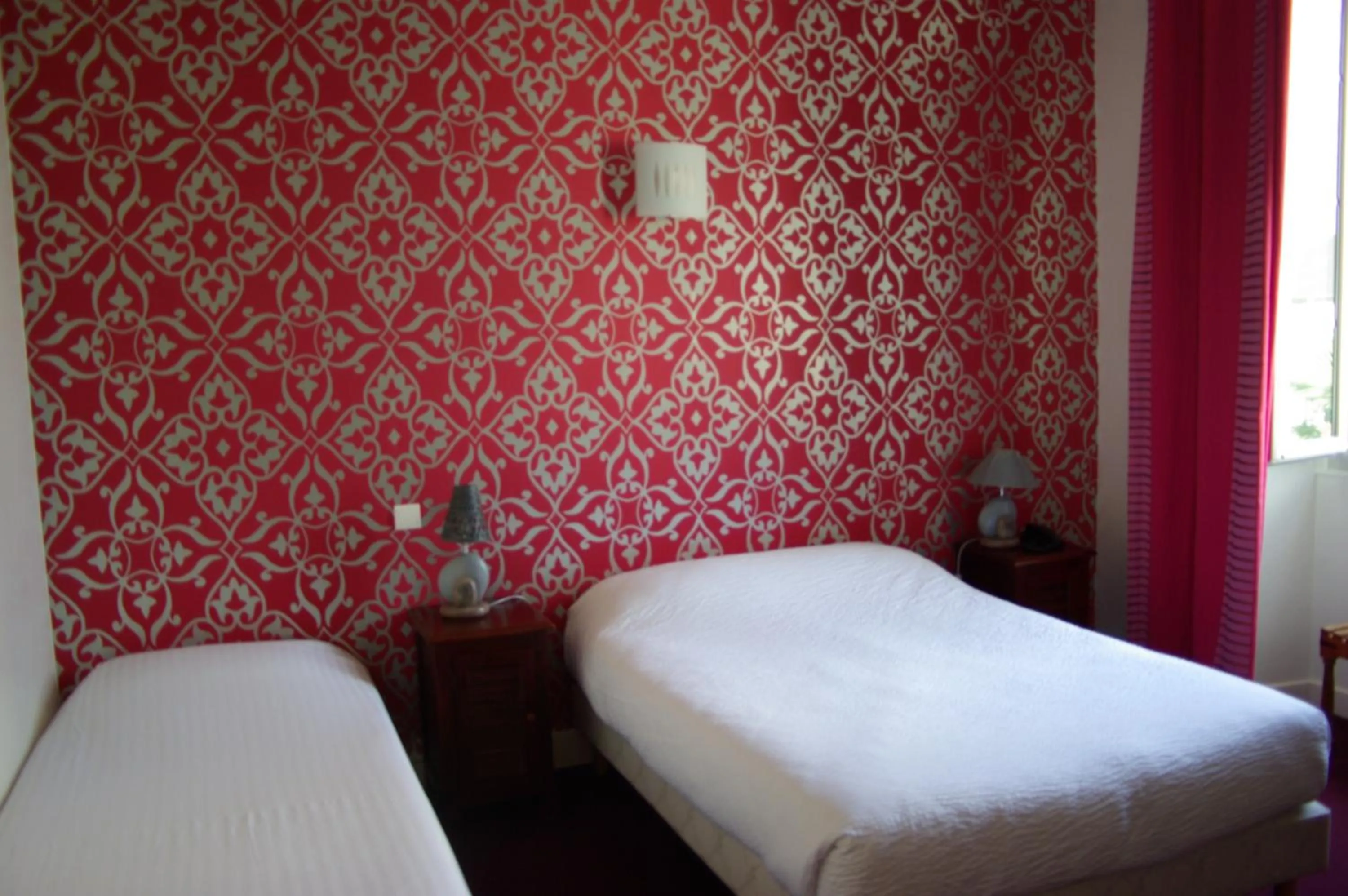 Bed in The Originals Boutique, Villa Montpensier, Pau