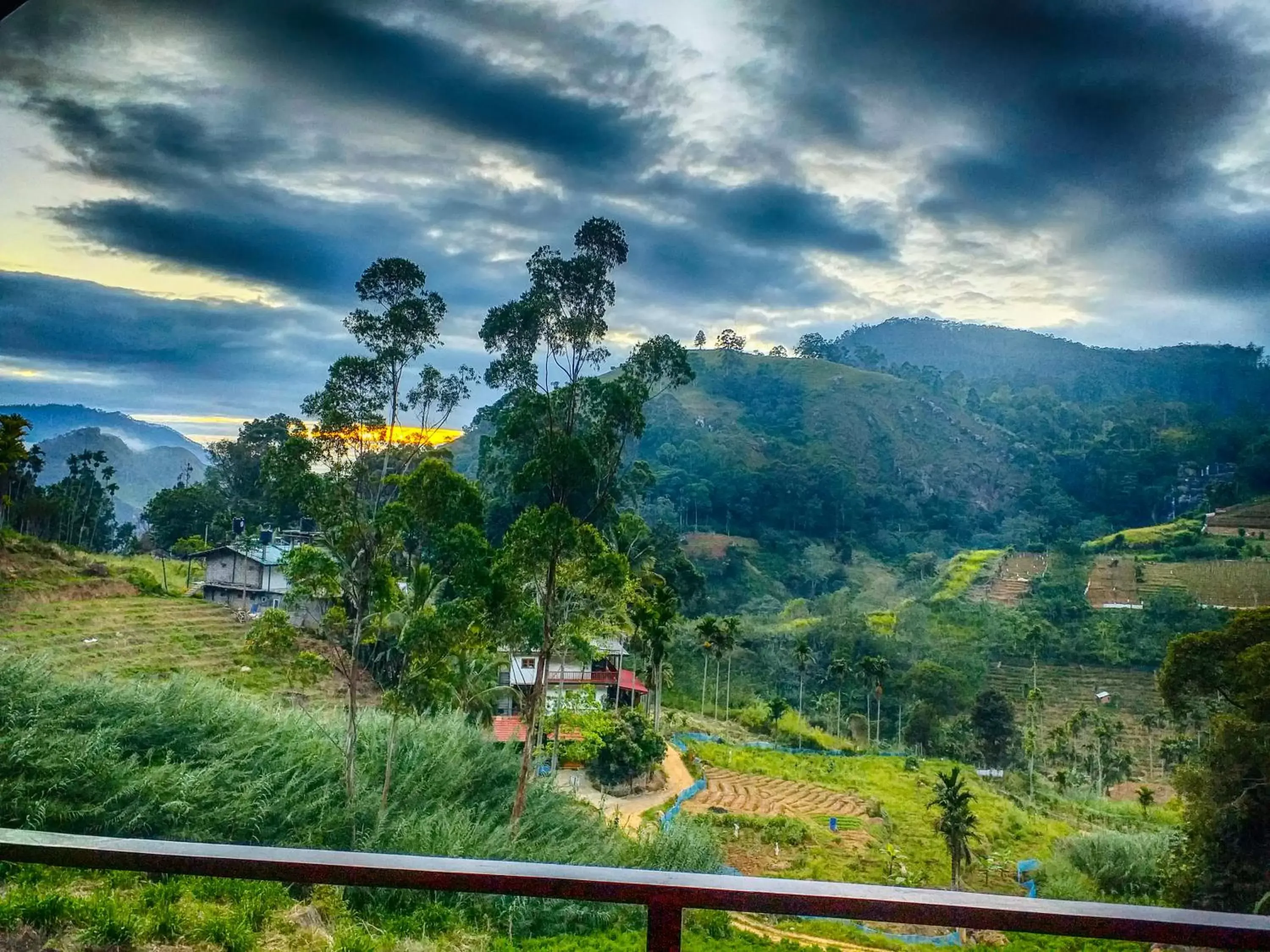 Double Room with Balcony in Ella 100 View Cottage Double Room with Balcony in Ella 100 View Cottage