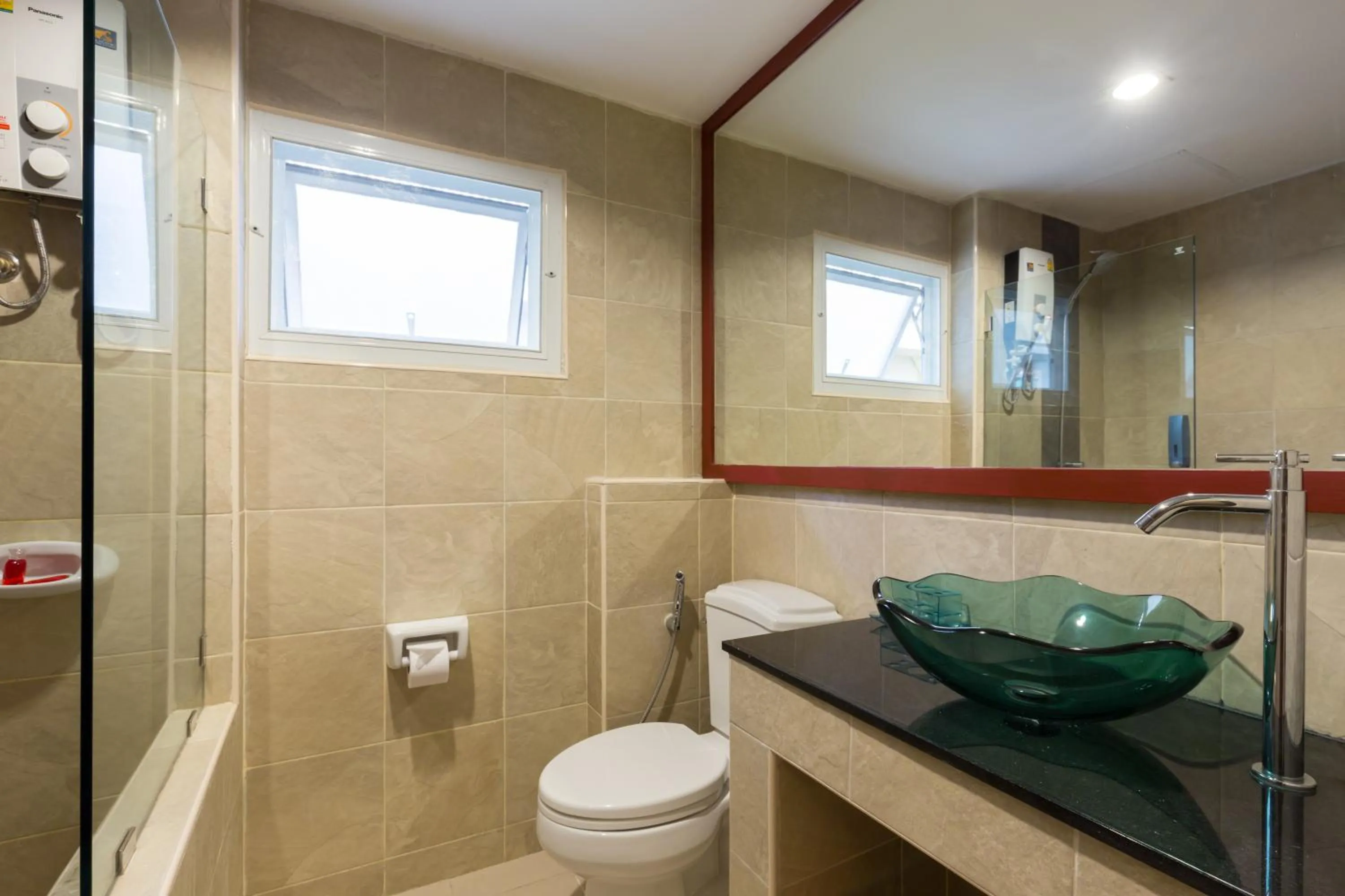 Bathroom in Tee Pak Dee Resident Phuket