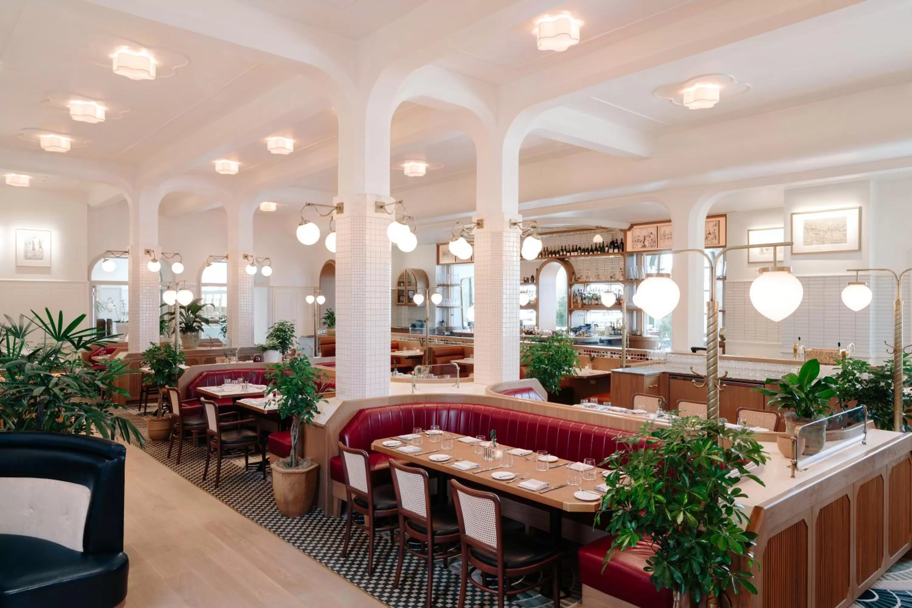 Restaurant/places to eat in Grand America Hotel