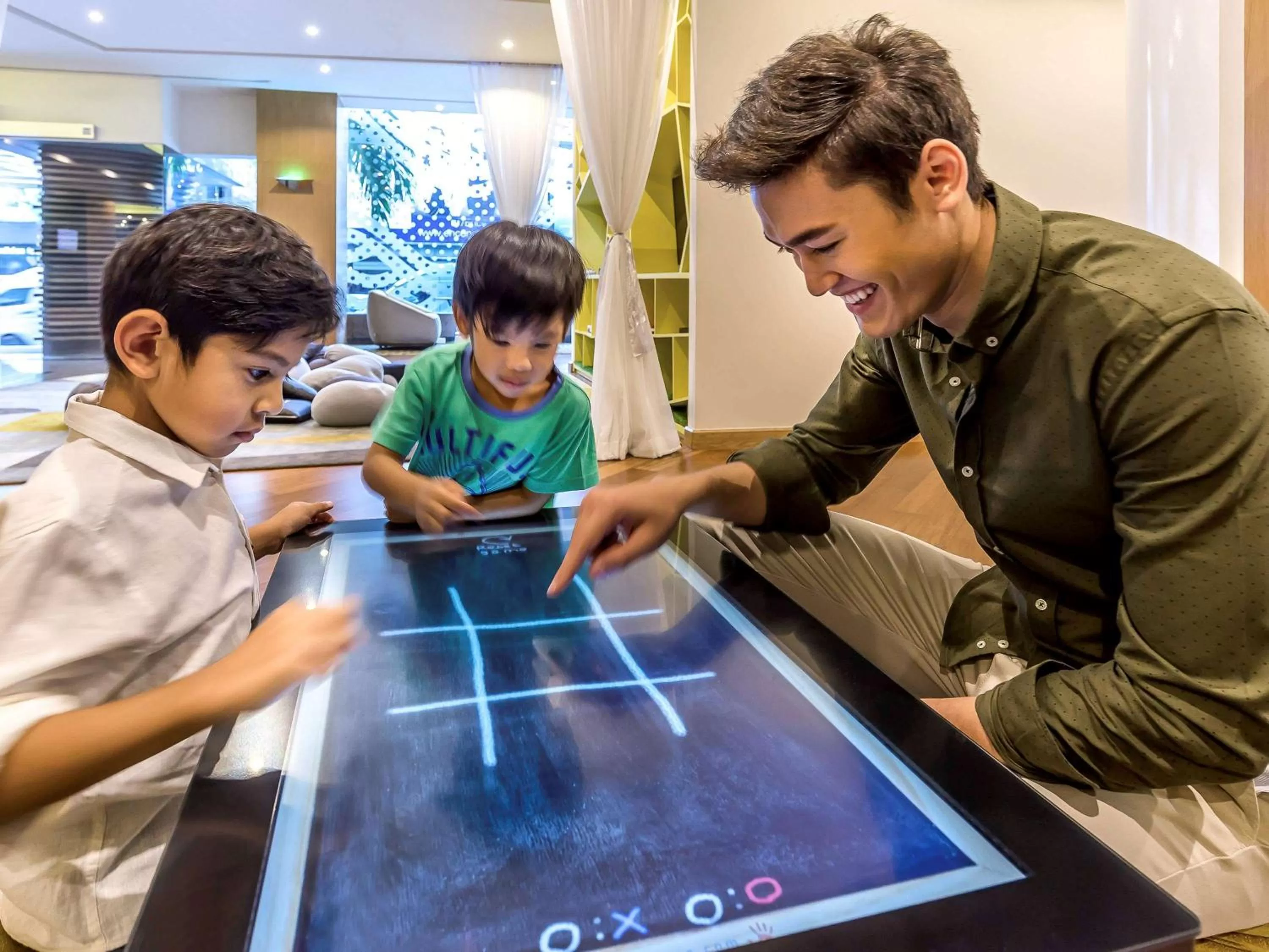 children in Novotel Bangkok on Siam Square