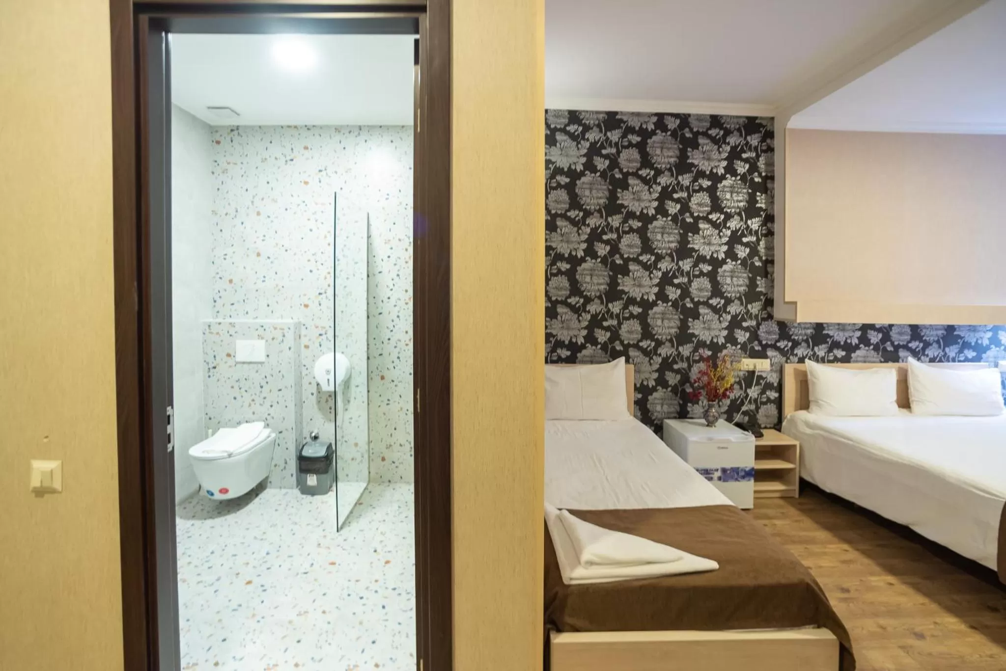 Bathroom, Bed in Tiflis Hotel