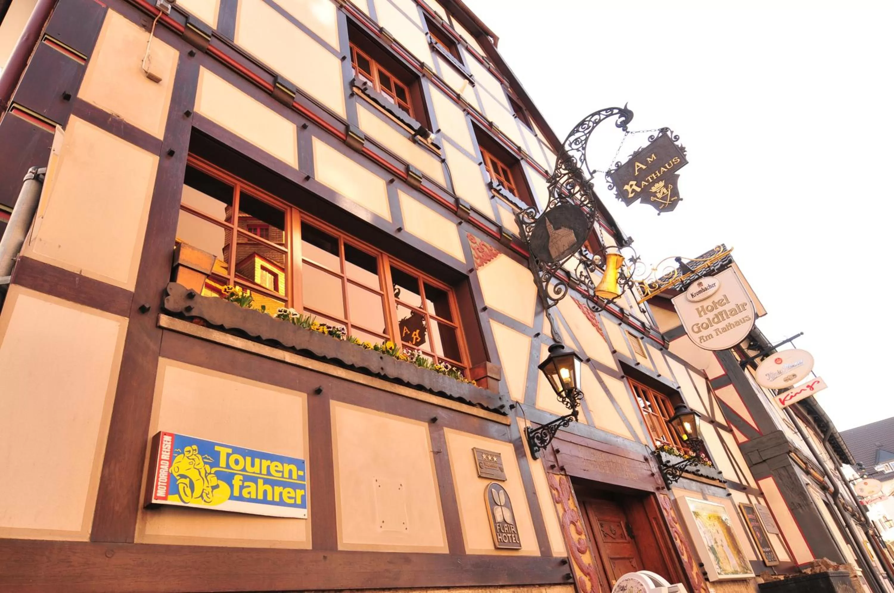 Facade/entrance in Hotel Goldflair am Rathaus