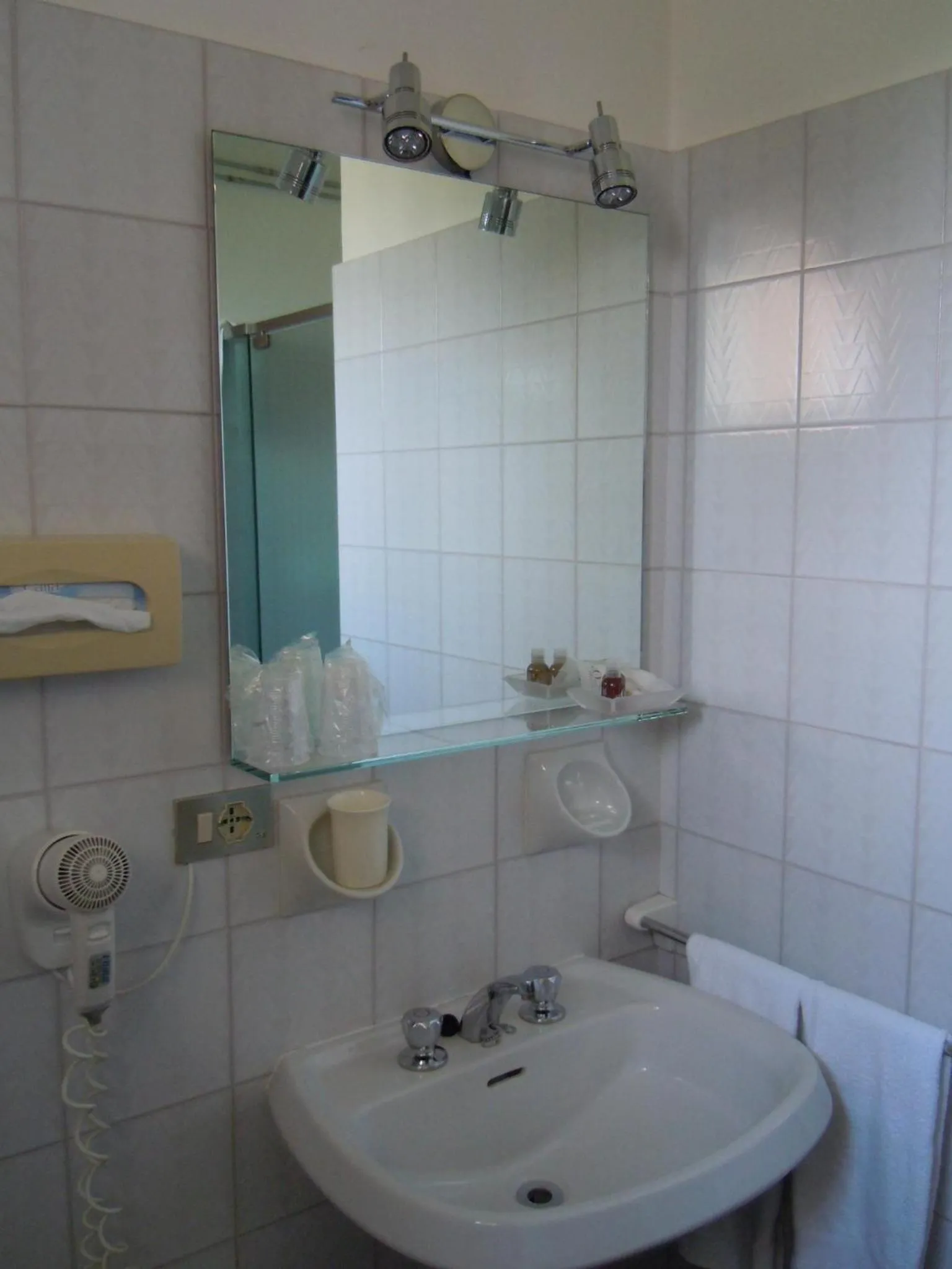 Bathroom in Albergo Bagner