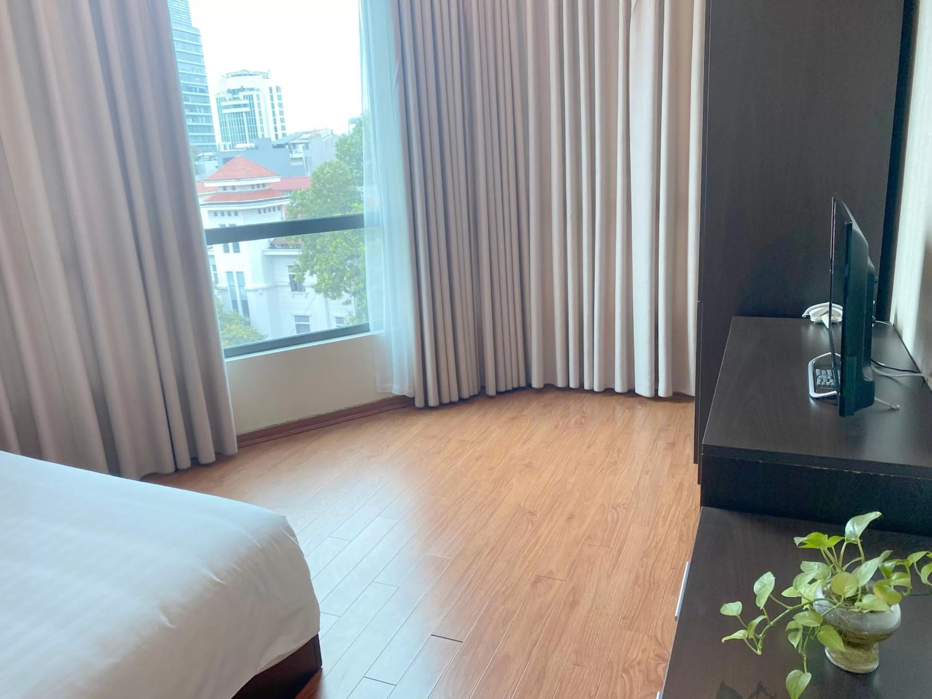 hair dresser, Bed in TQT Hotel