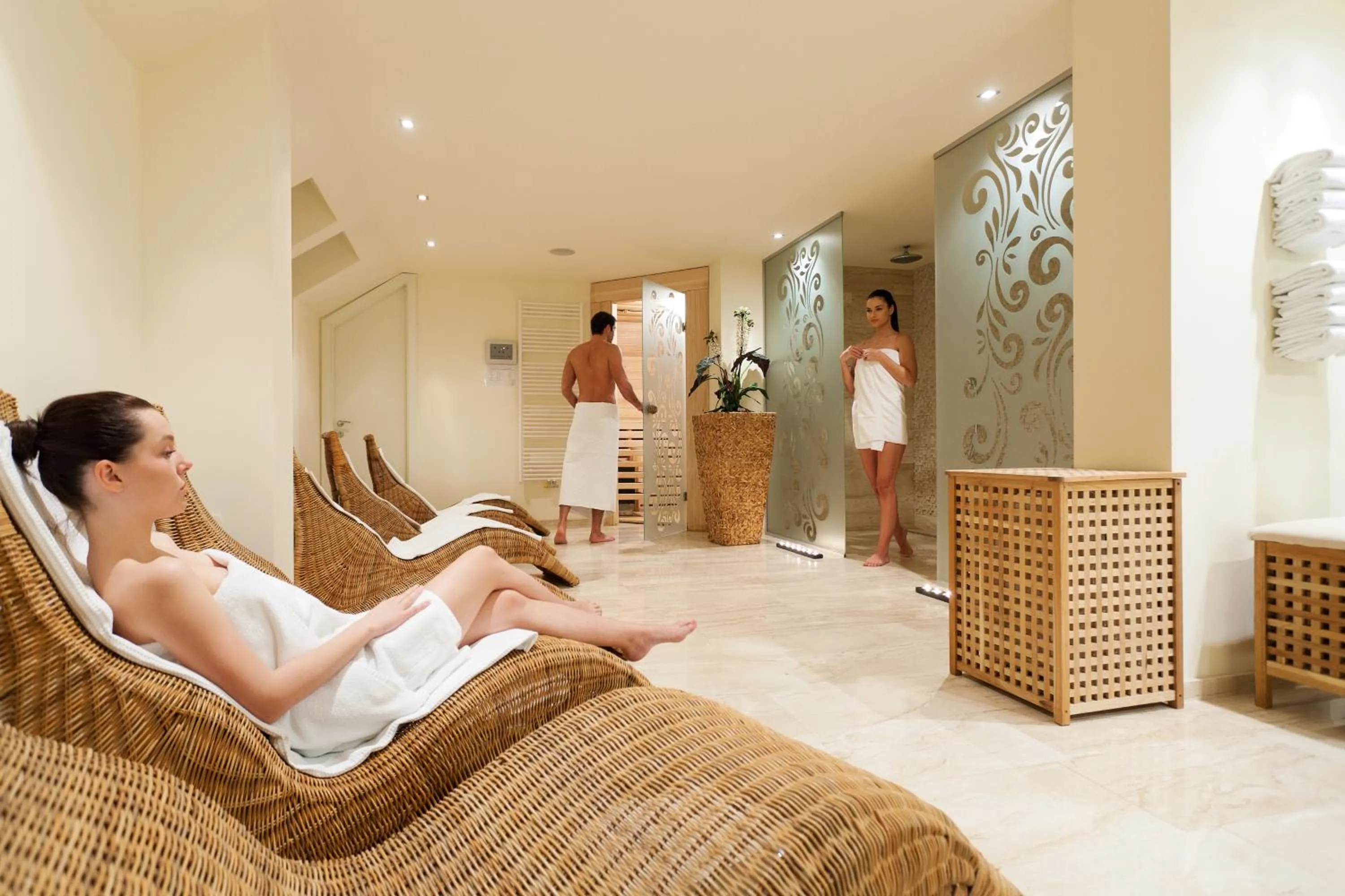 People in Hotel Evropa