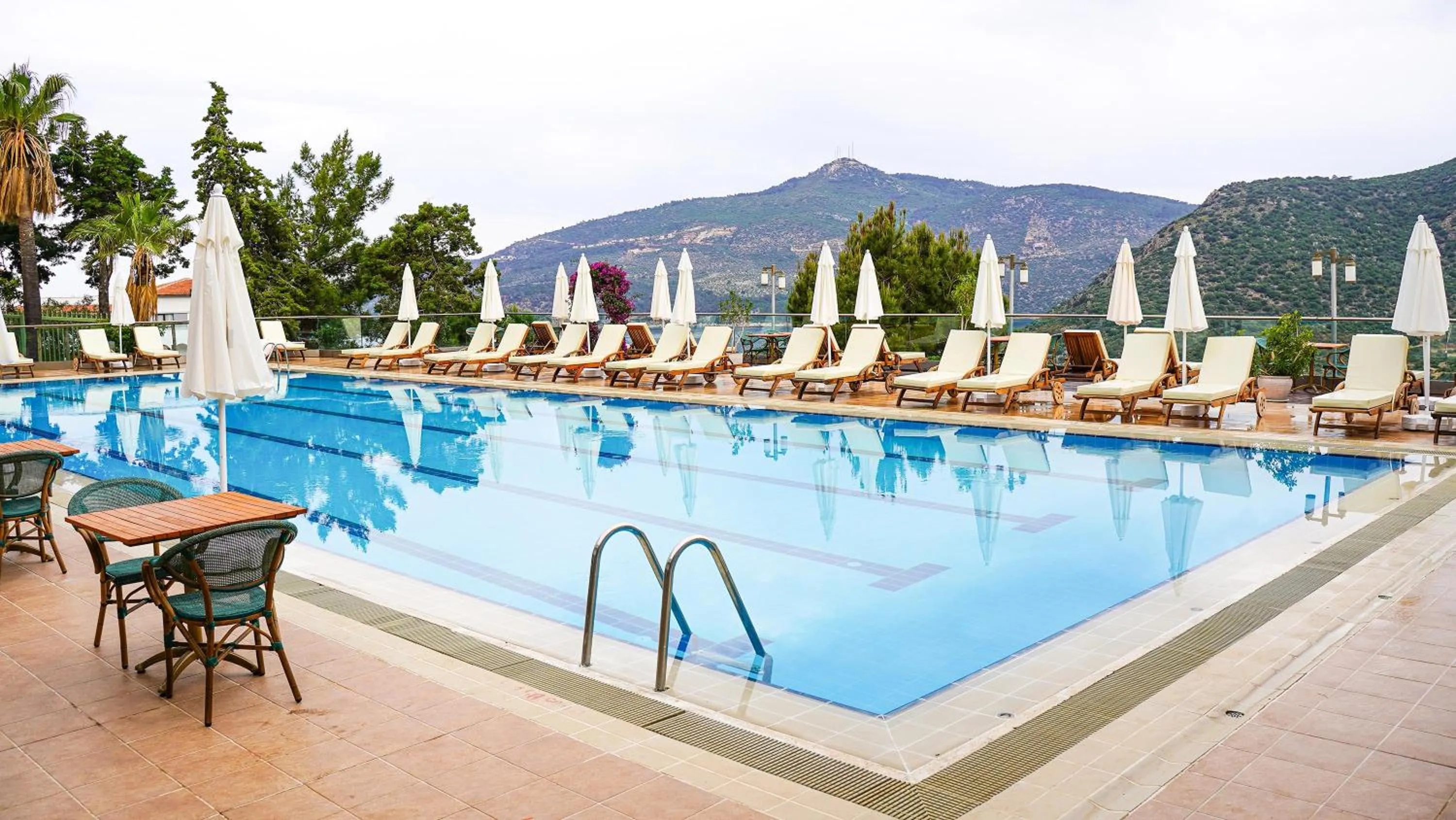Swimming pool in Happy Hotel Kalkan