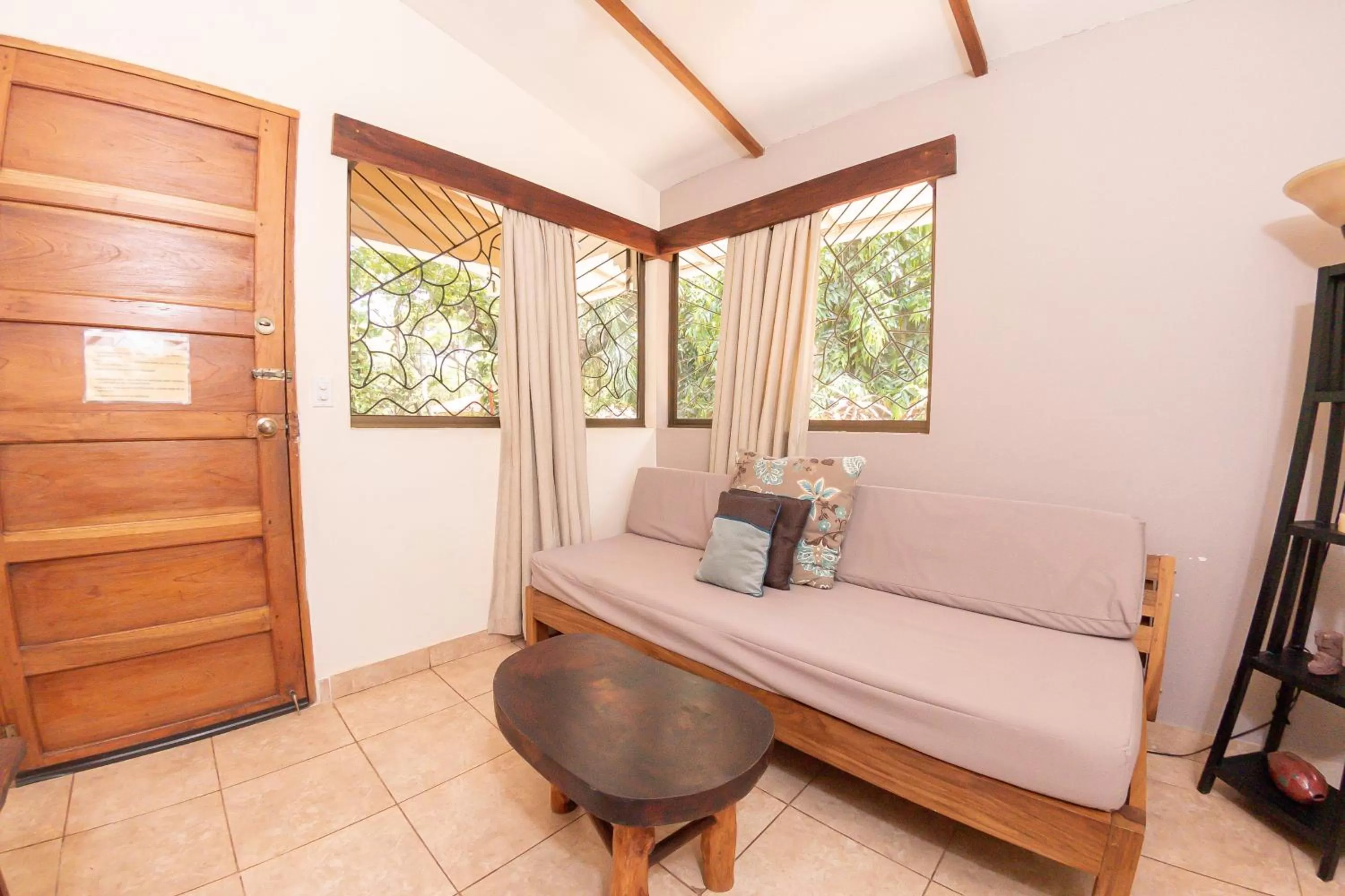 TV and multimedia, Seating Area in Xalli Beach Hotel